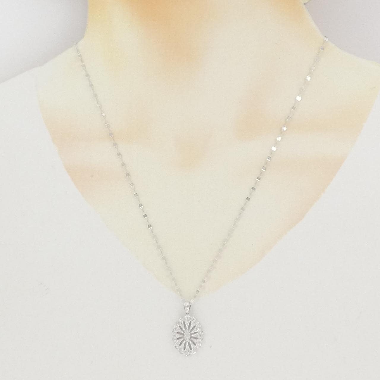 K18WG ダイヤモンド ネックレス 0.25CT