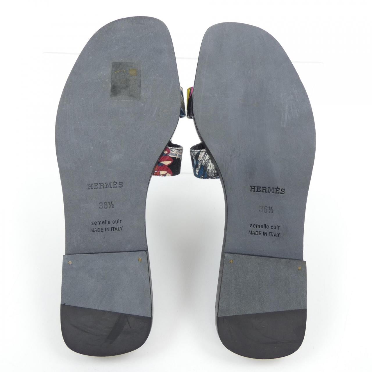 HERMES Oran 201138Z 涼鞋