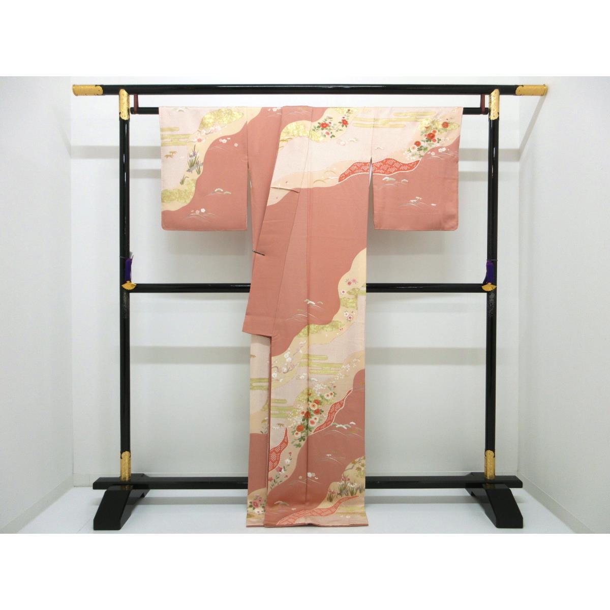 [Unused items] Visiting kimono with Yuzen gold leaf finish and embroidered tie-dye finish