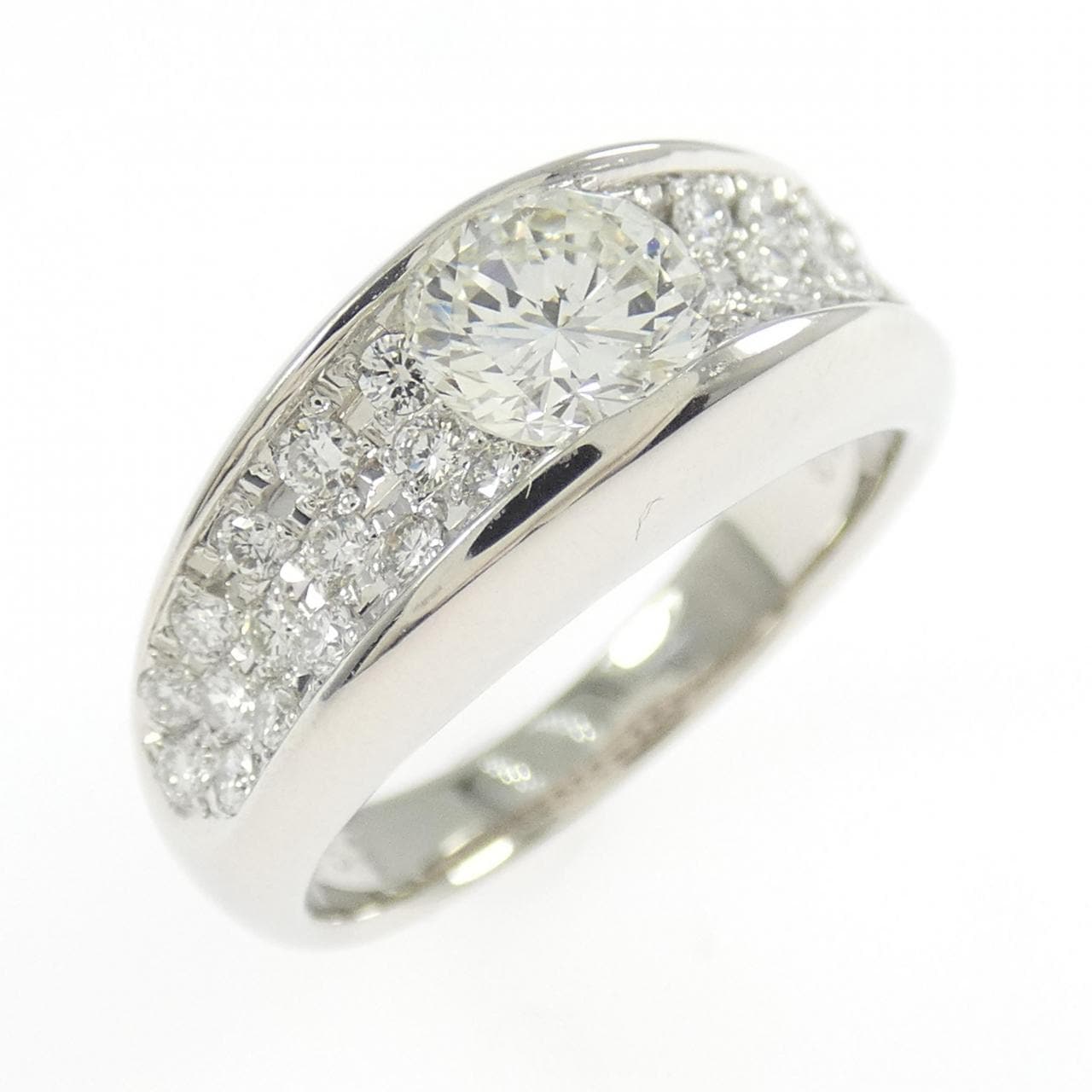 PT900 ダイヤモンド リング 0.59CT