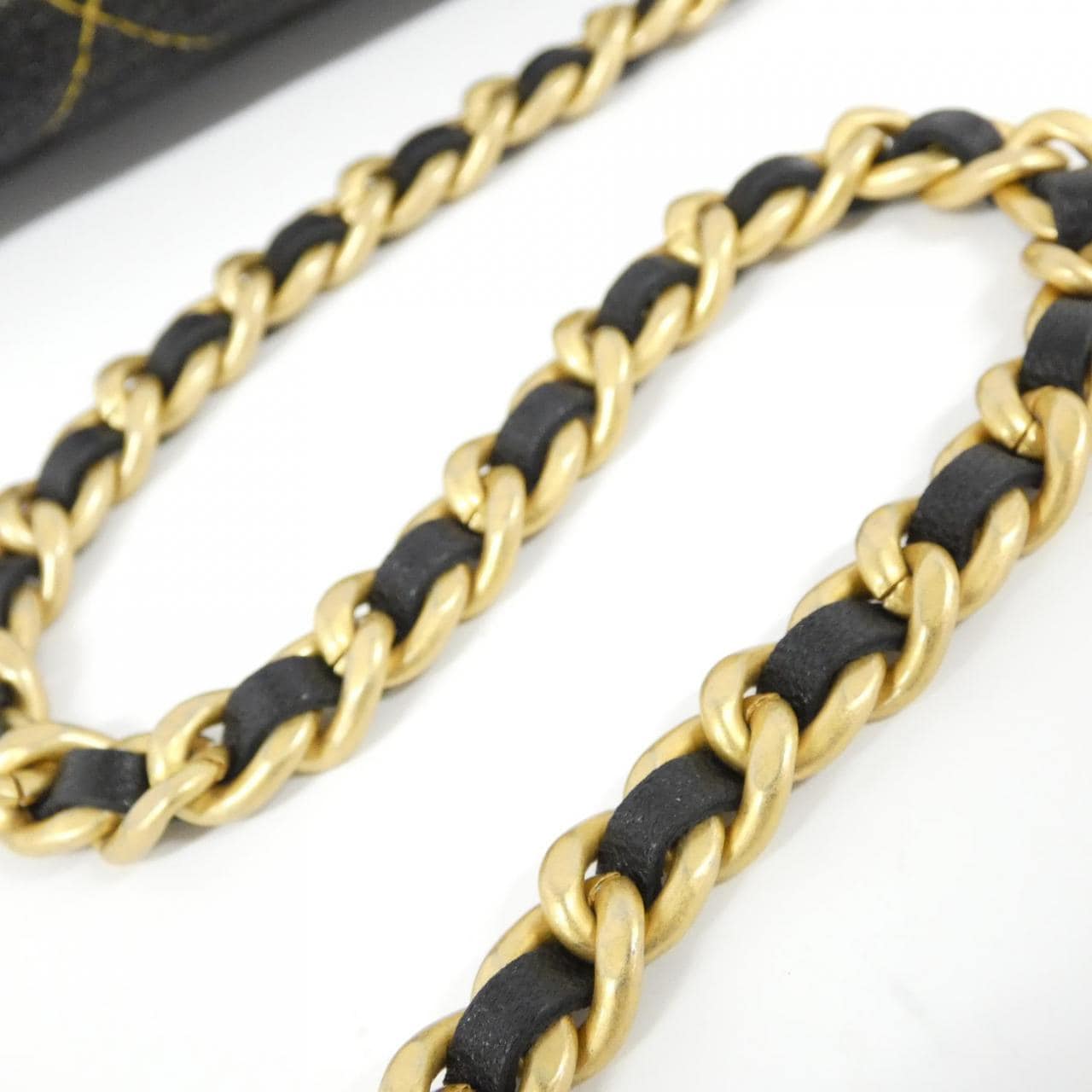 シャネル AP3349 チェーンクラッチ