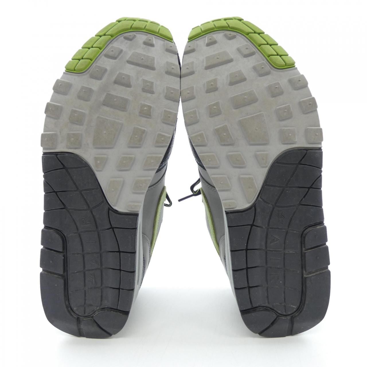 ナイキ NIKE HUF HF3713-002 スニーカー