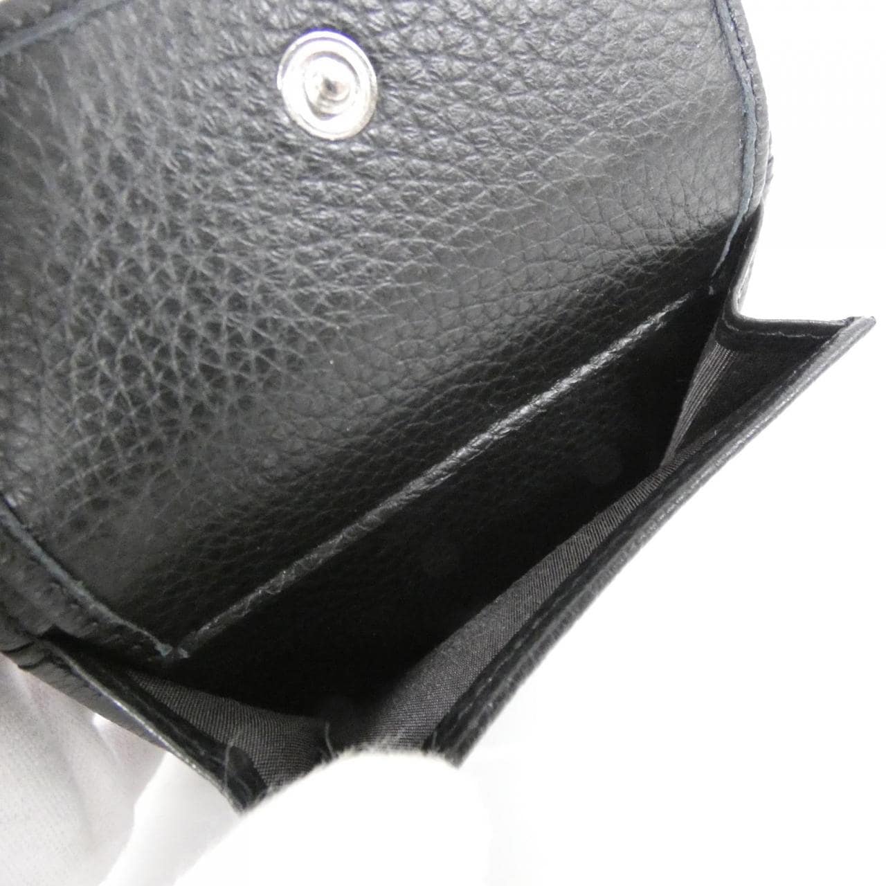 ジミーチュウ ネモ 財布