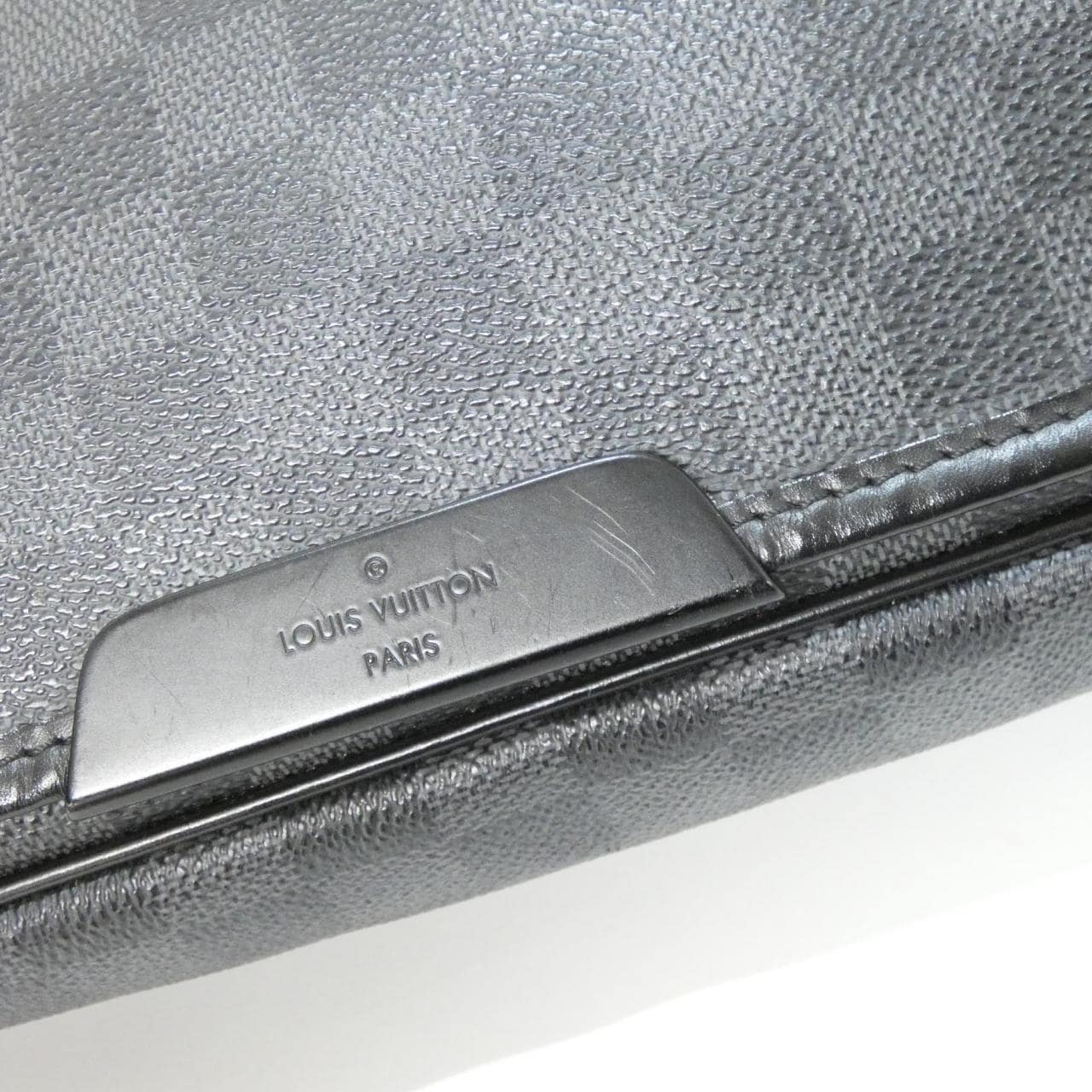 ルイヴィトン ダミエ グラフィット ダニエル MM N58029 ショルダーバッグ