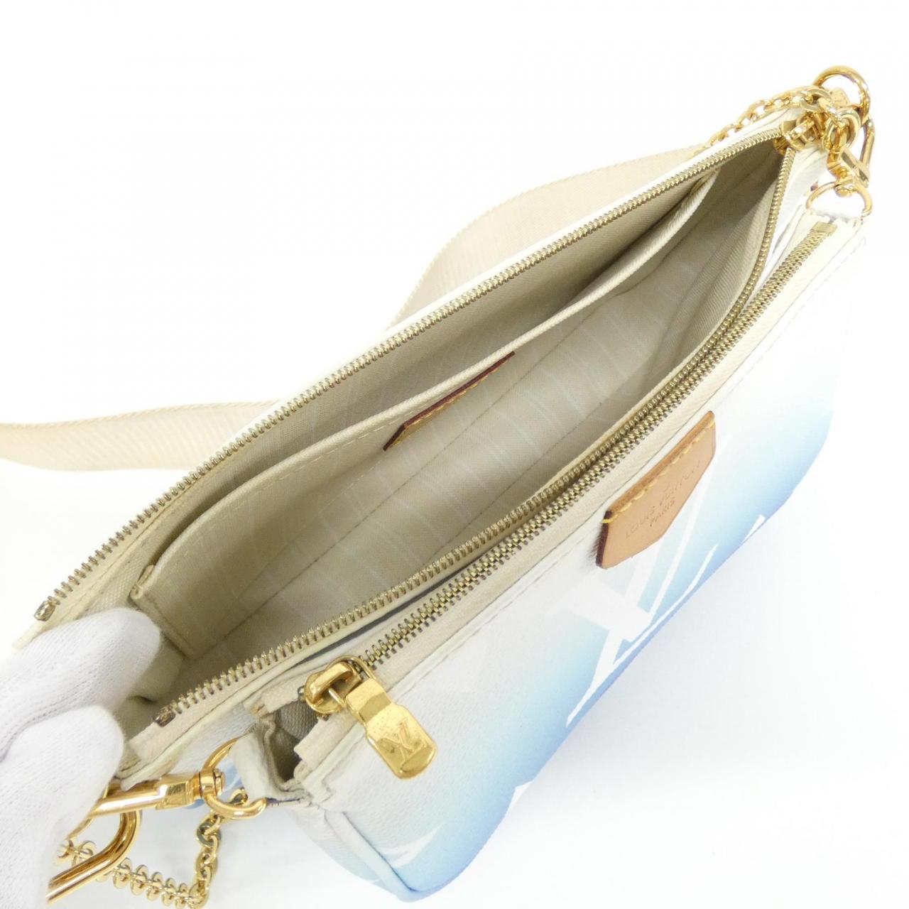 LOUIS VUITTON by the Pool 多用途手拿包 2021SS M57633 单肩包