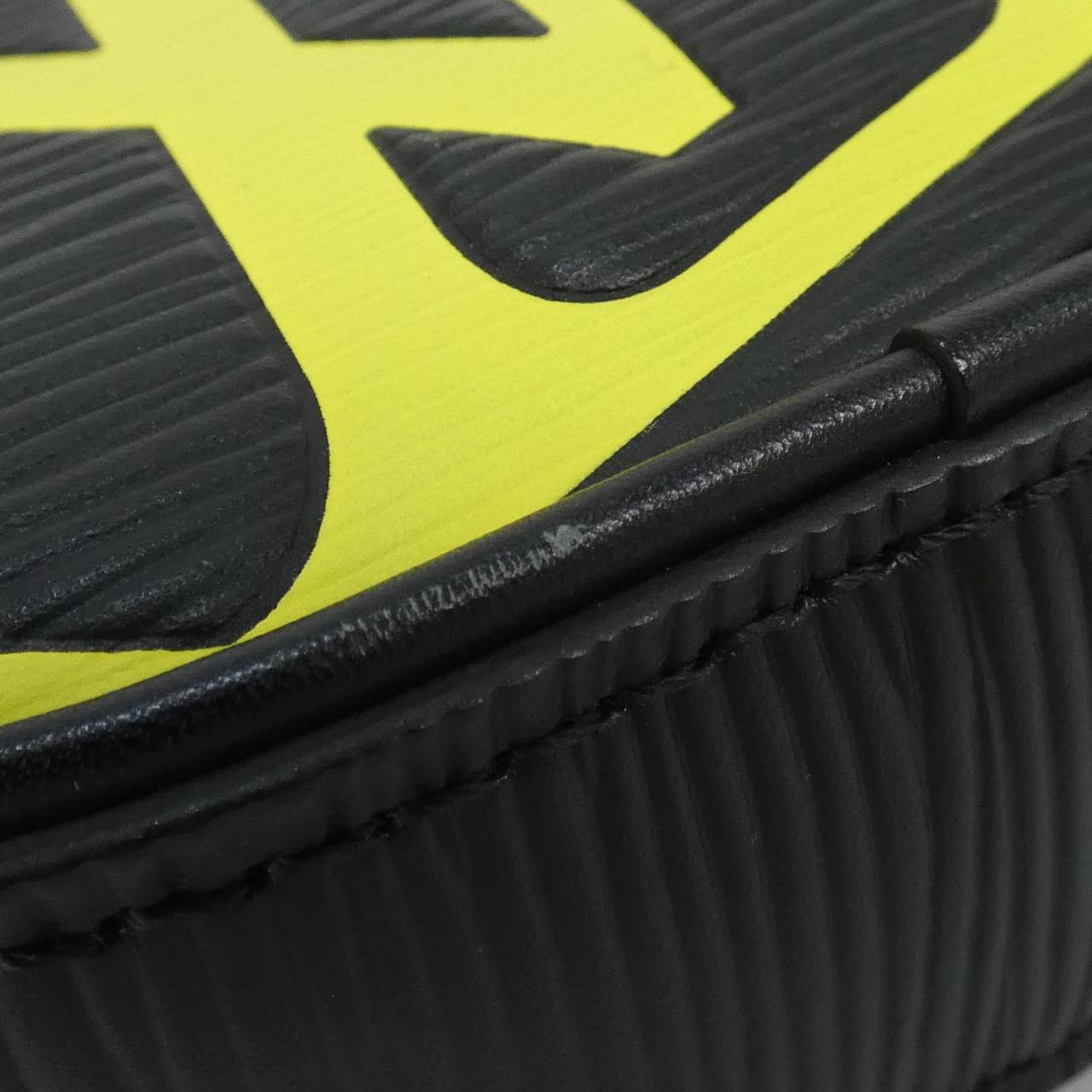 ルイヴィトン エピ(LVサークル) ダヌーブ PM M55120 ショルダーバッグ