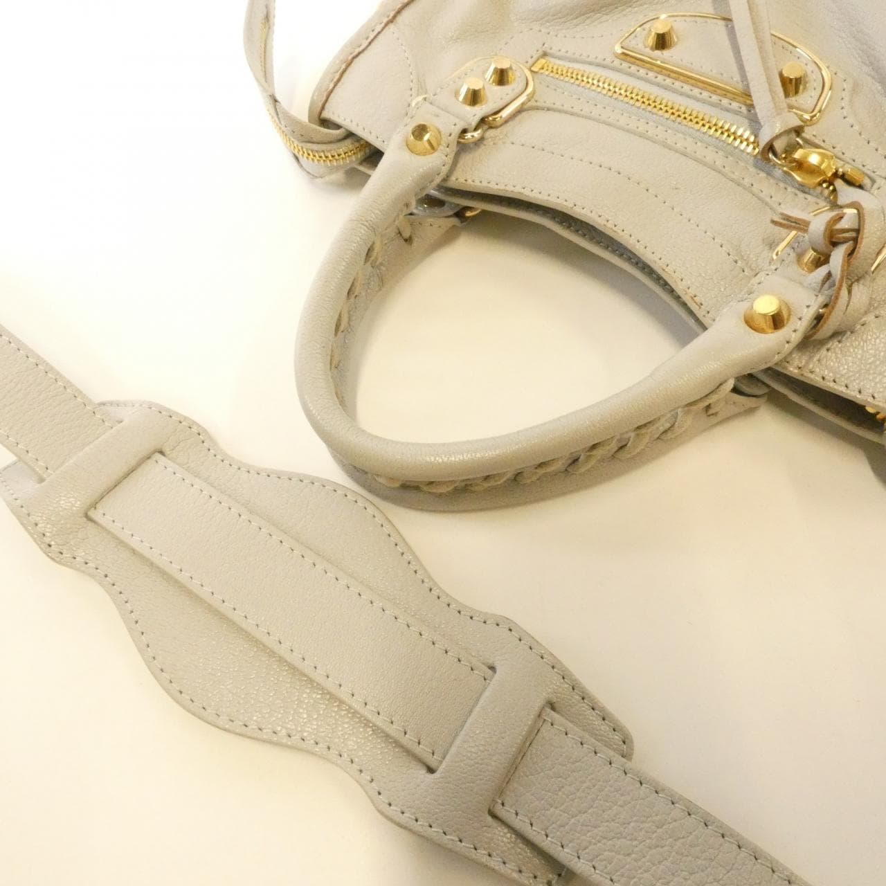 バレンシアガ CLASSIC METAL EDGE MINI CITY 390160 AQ41G バッグ