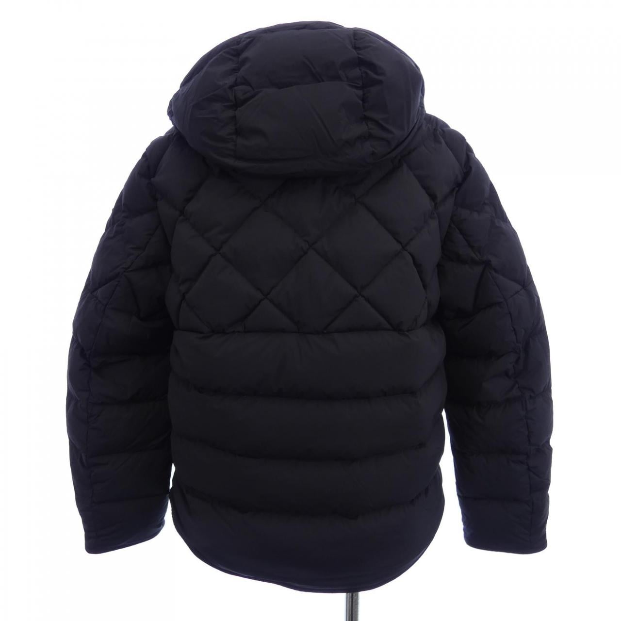 モンクレール MONCLER ダウンジャケット