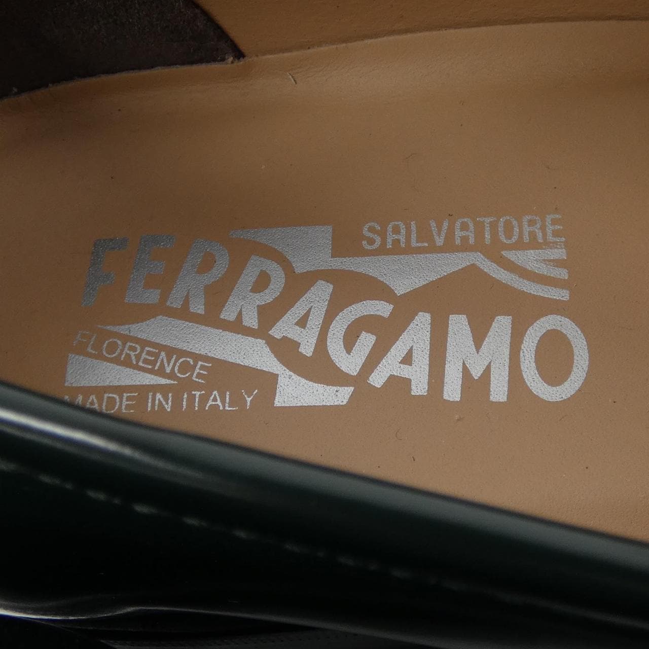 サルヴァトーレフェラガモ SALVATORE FERRAGAMO シューズ