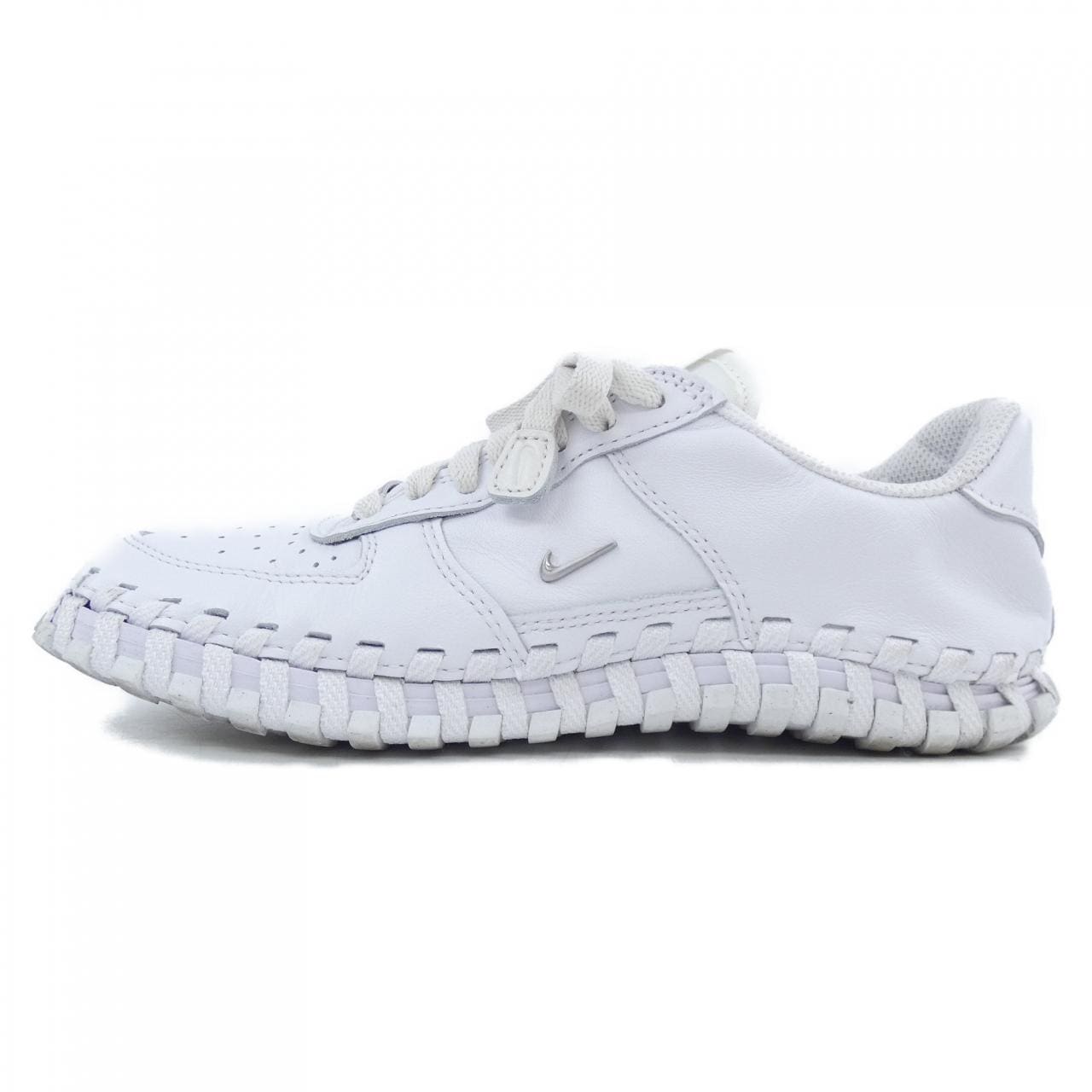 ナイキ NIKE DR0424 100 スニーカー