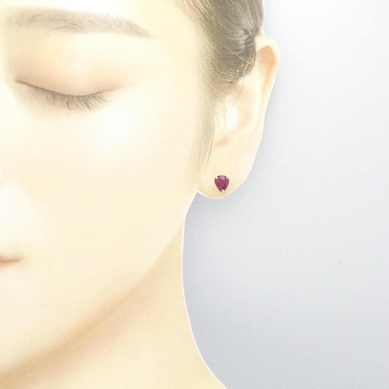 鑑定済み 片耳用 ルビーK18ピアス アクセサリー ピアス(片耳用 