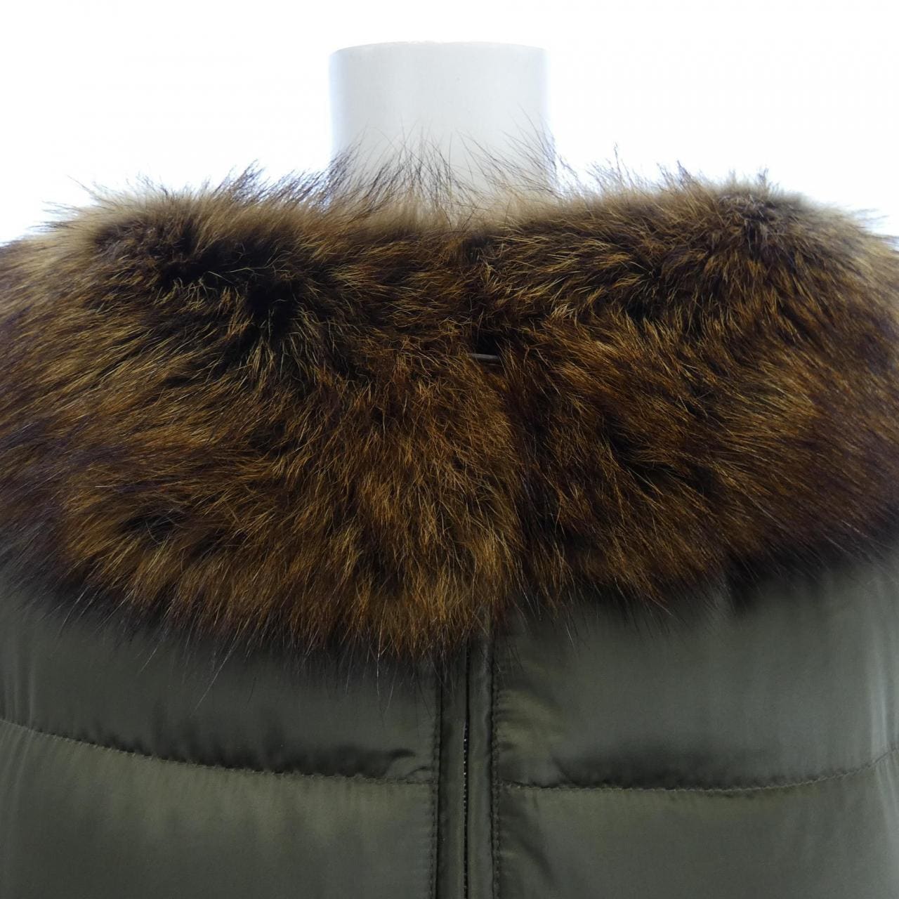 プラダ PRADA 28C060 ダウンコート