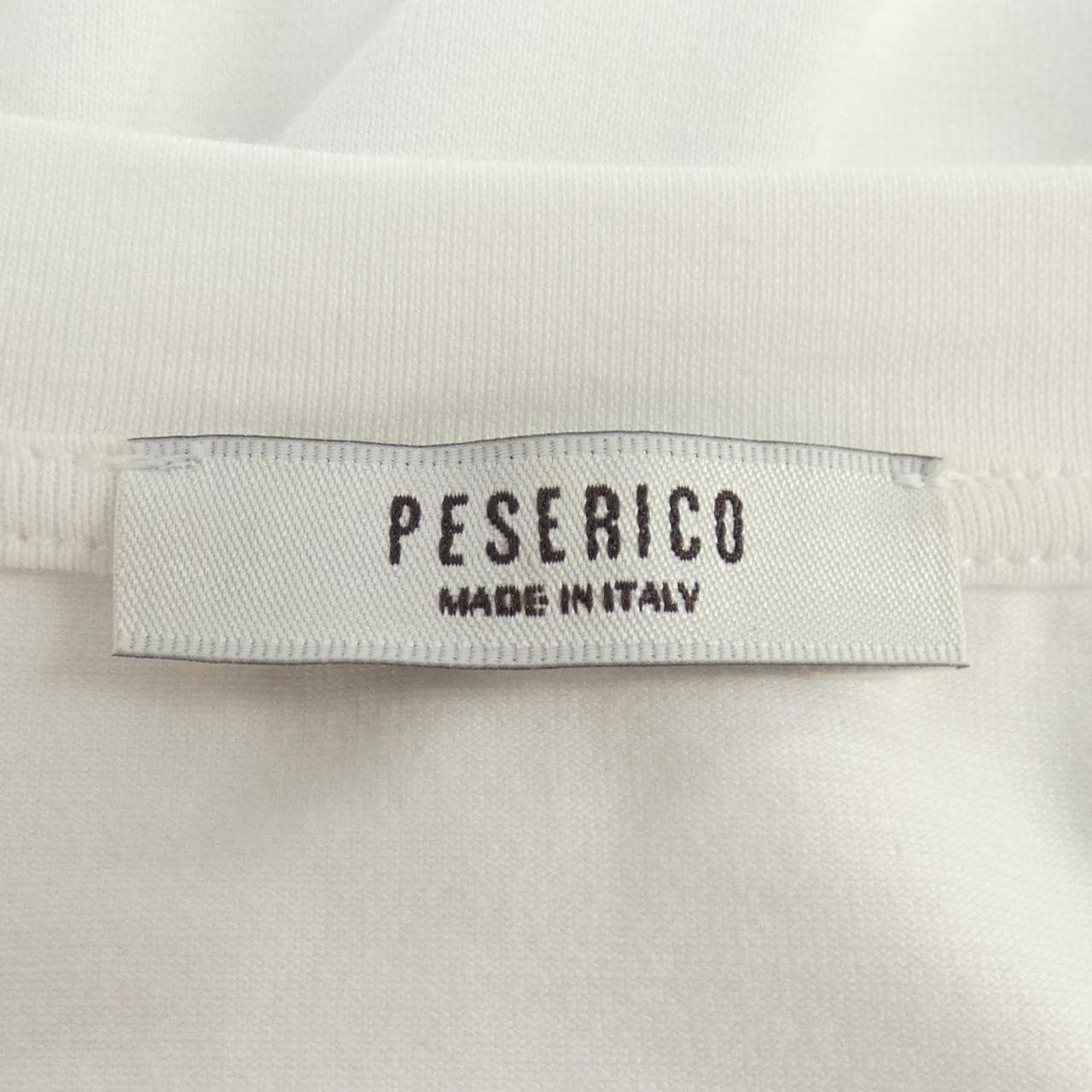 ペセリコ PESERICO Tシャツ
