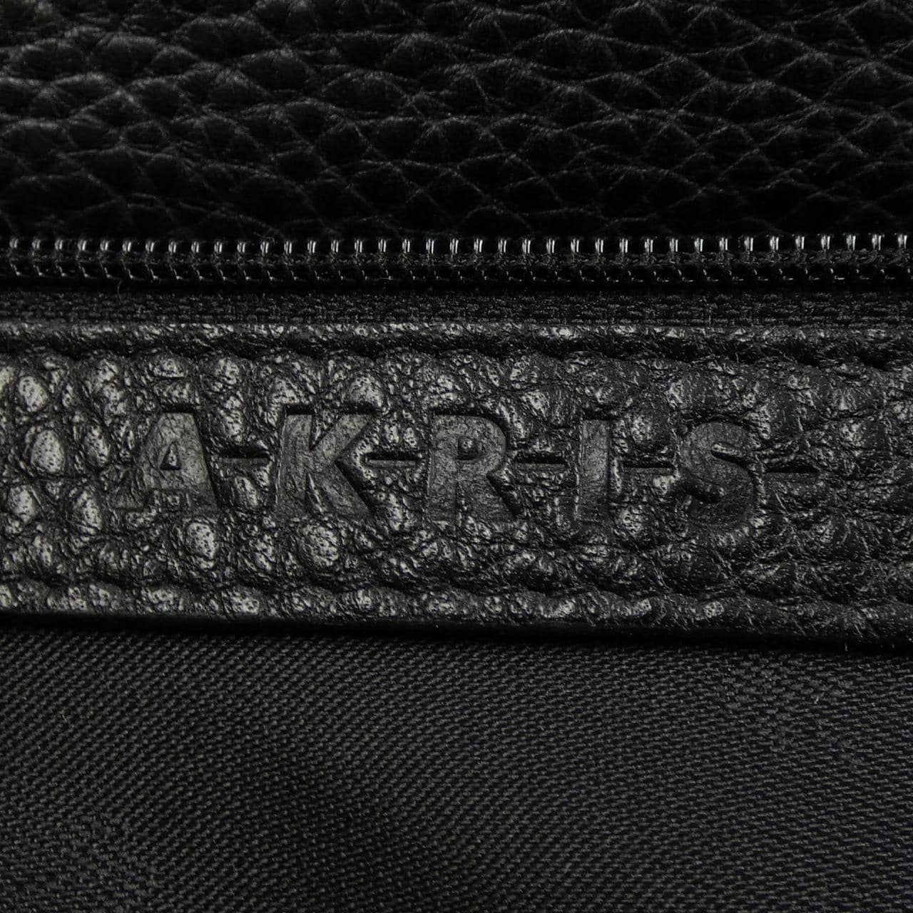 AKRIS BAG