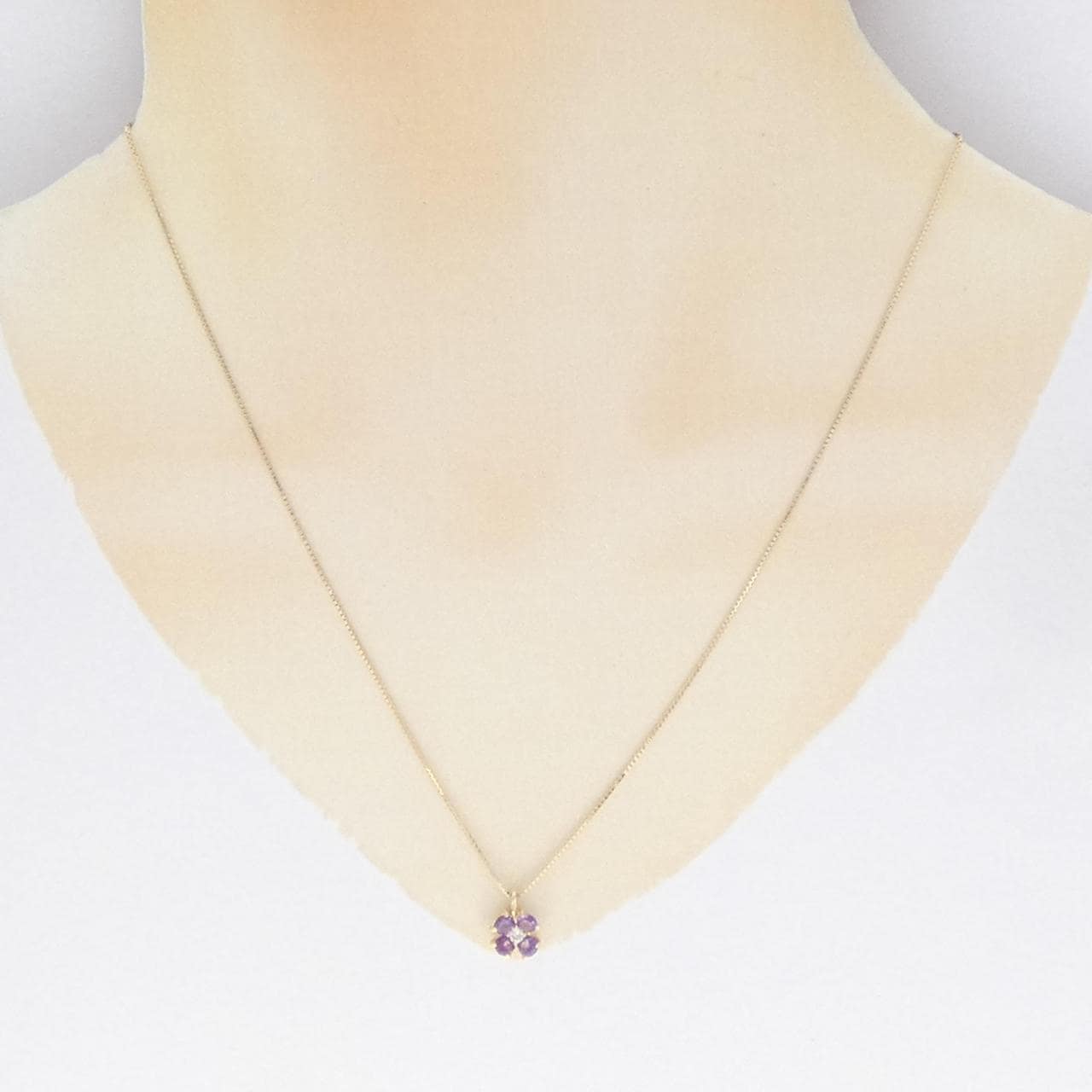 K18YG flower amethyst necklace