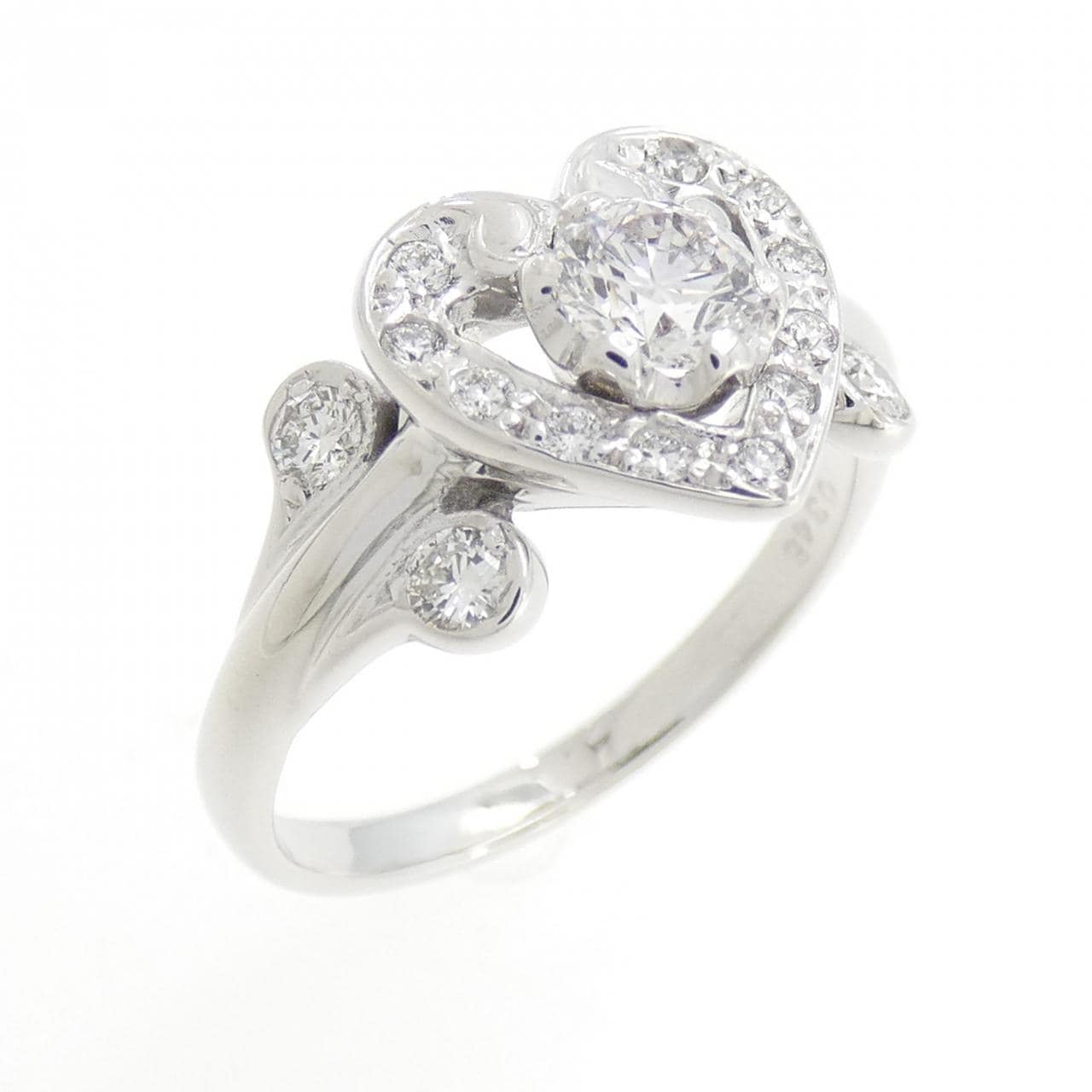 K18WG ハート ダイヤモンド リング 0.348CT