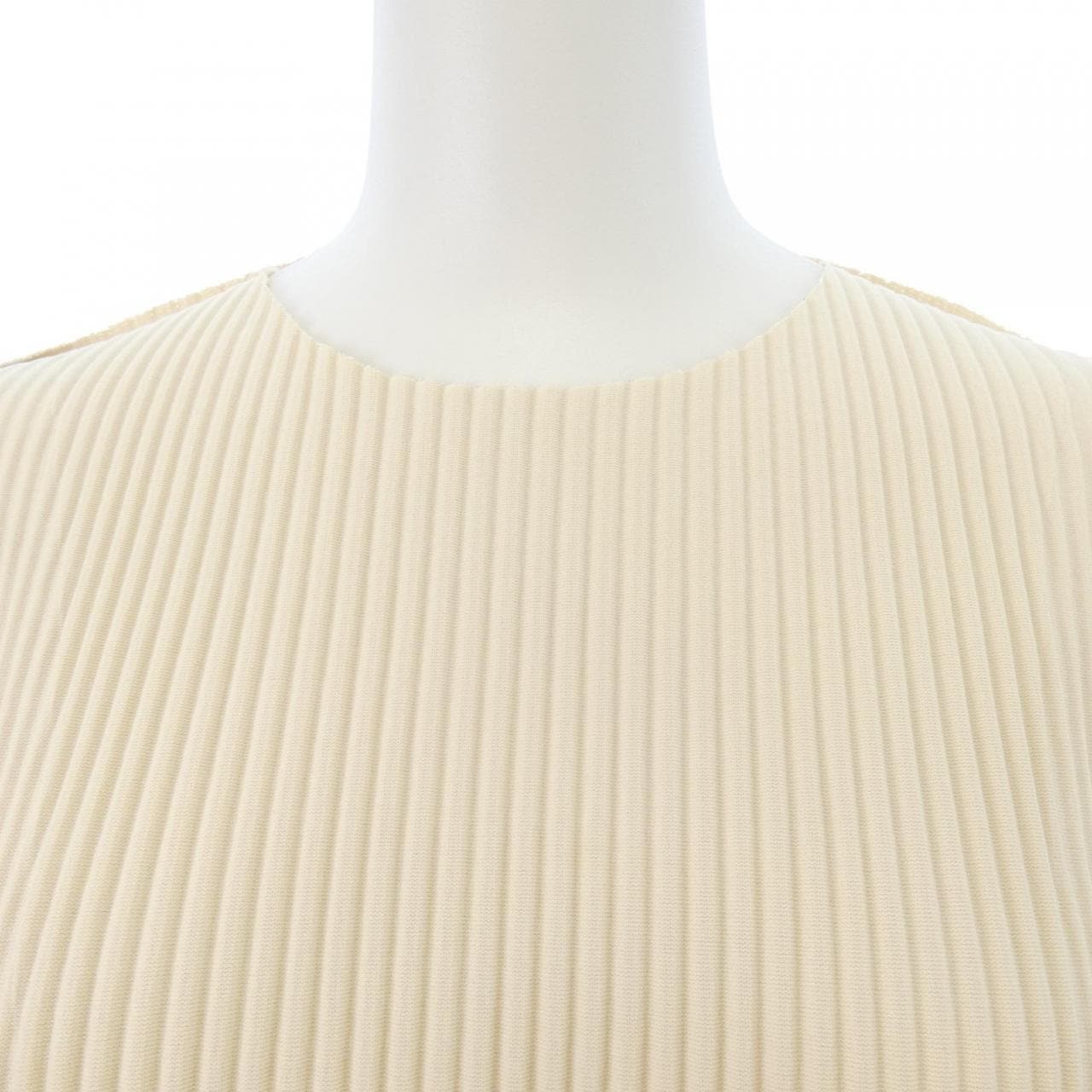 ミーイッセイミヤケ me ISSEY MIYAKE MI52KK621 トップス