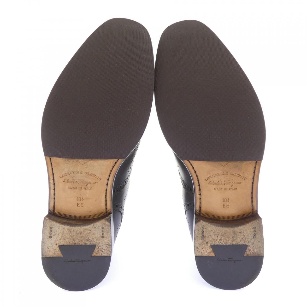 サルヴァトーレフェラガモ SALVATORE FERRAGAMO ブーツ
