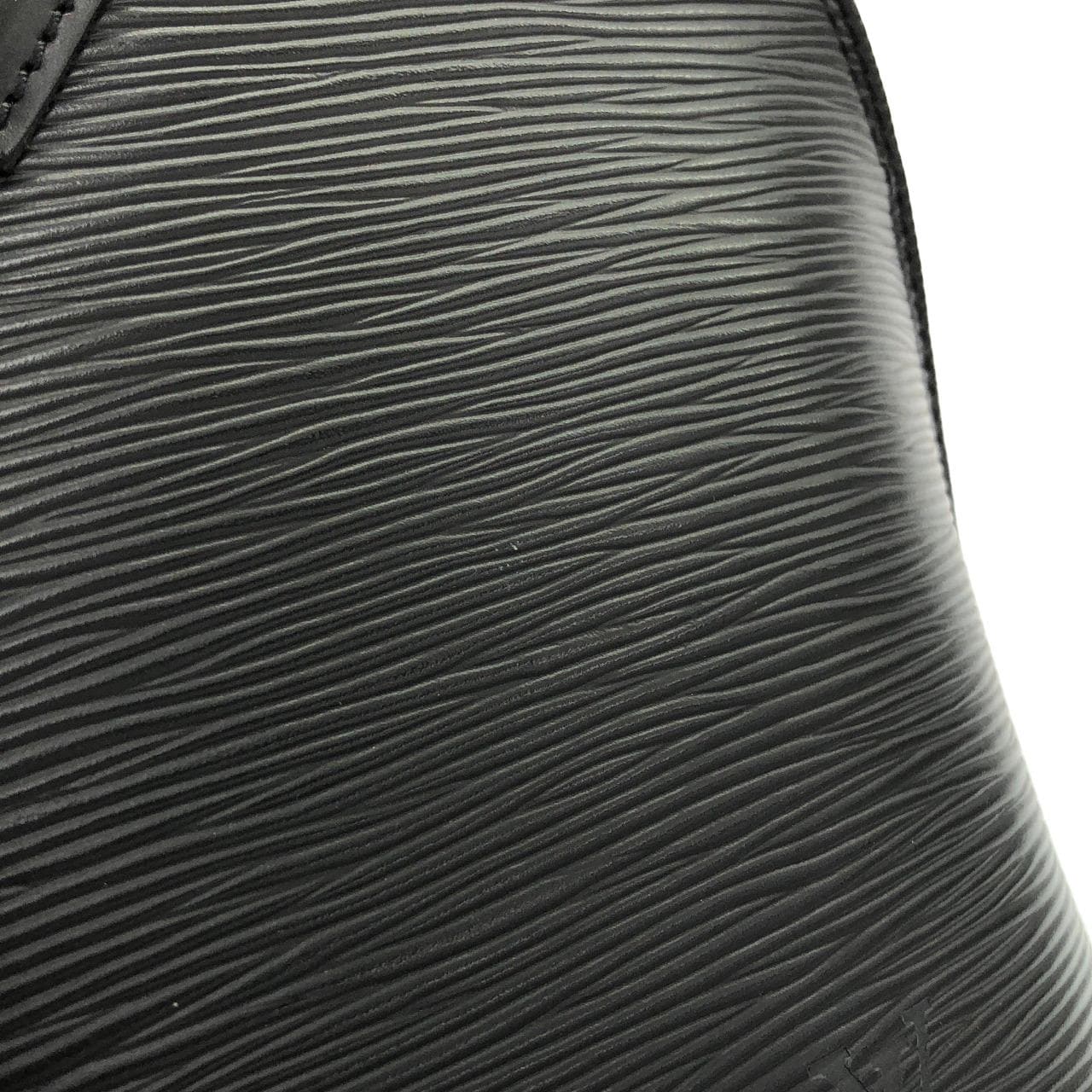 【ヴィンテージ】ルイヴィトン エピ アルマ PM M52142 バッグ