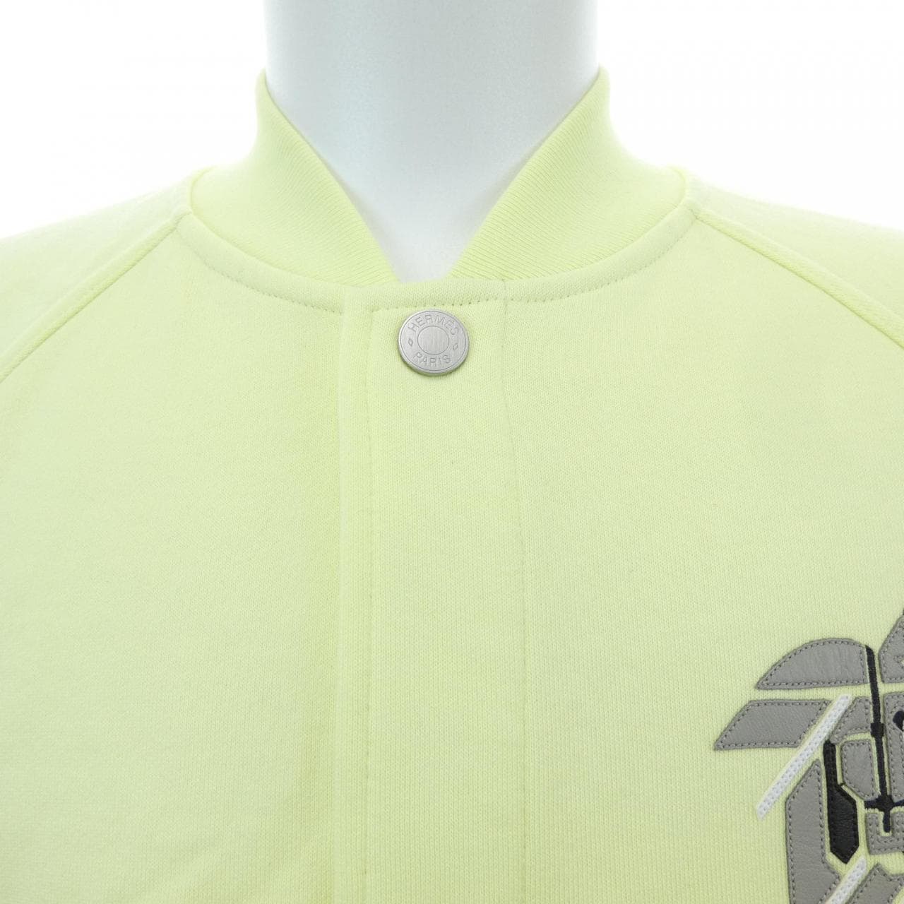 エルメス HERMES シュヴォー アン シンメトリー *31-5765. ブルゾン