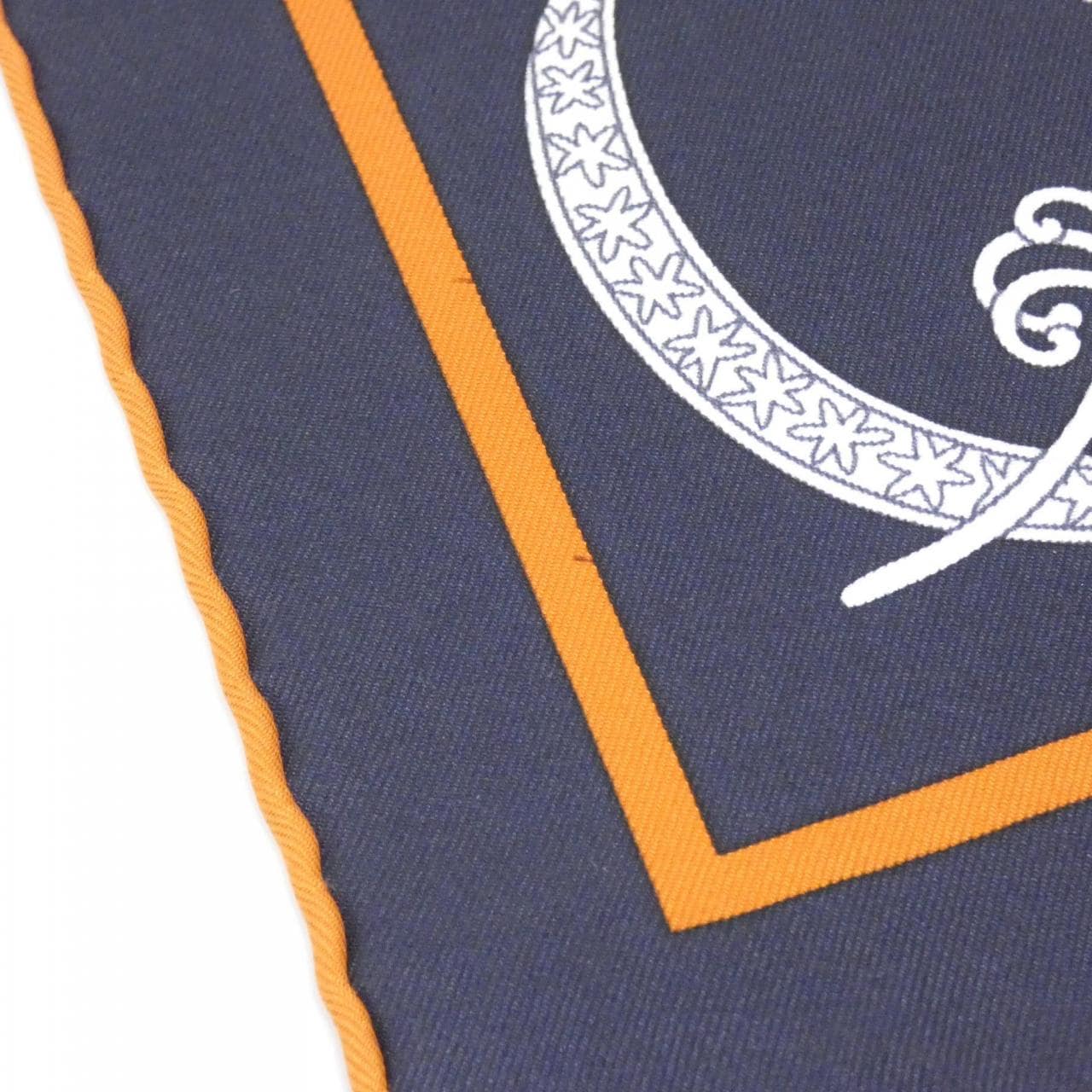 エルメス LE SACRE DES SAI'SONS カレ スカーフ