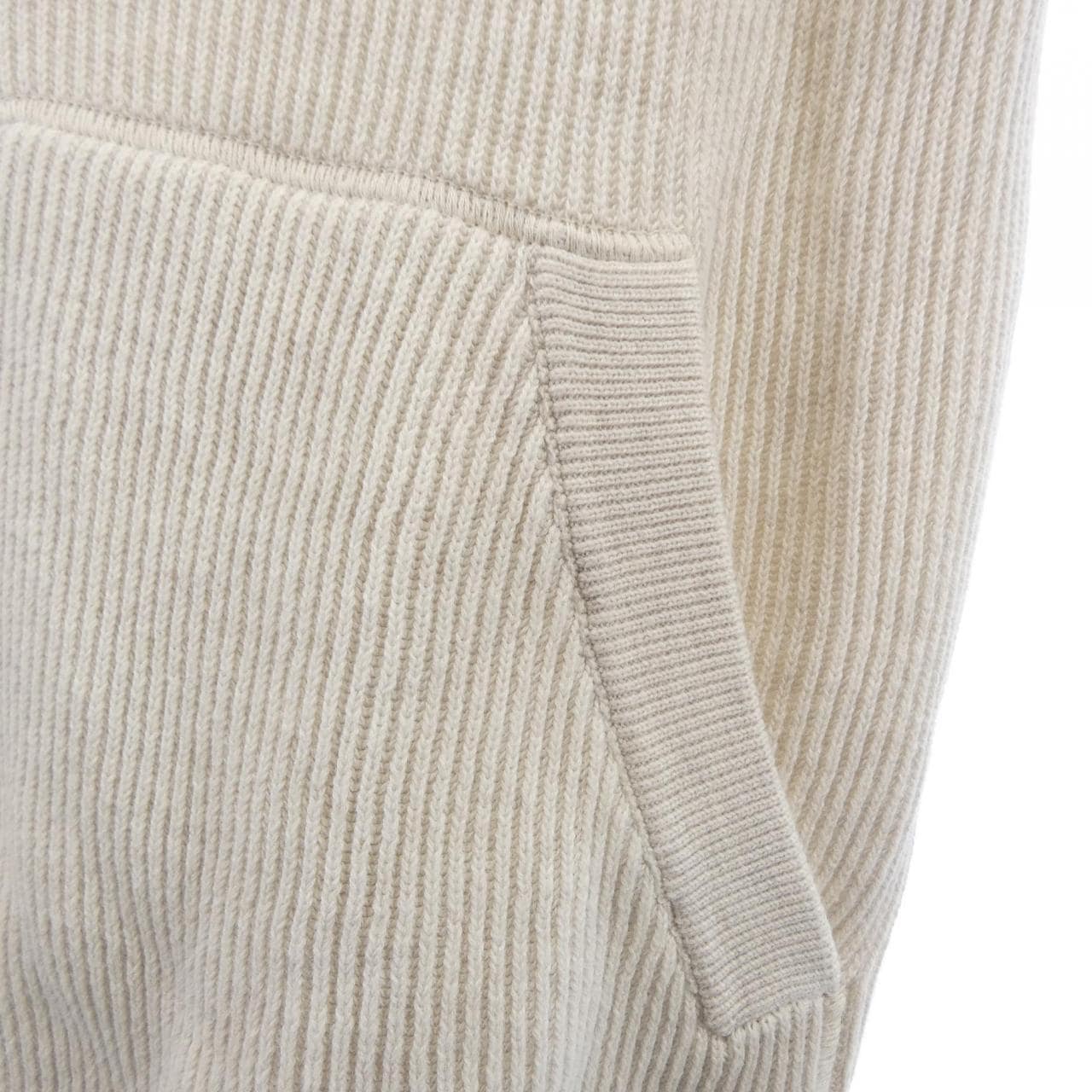 ブルネロクチネリ BRUNELLO CUCINELLI M29200407 ベスト