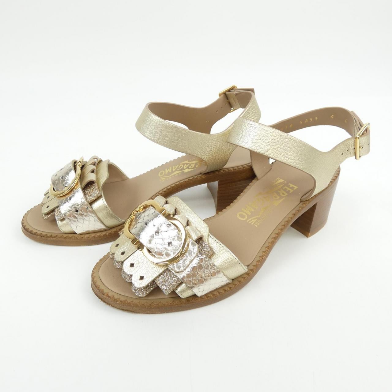 サルヴァトーレフェラガモ SALVATORE FERRAGAMO サンダル