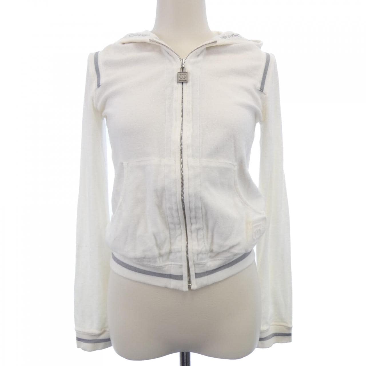 【ヴィンテージ】シャネル CHANEL P27683V20082 06C パーカー