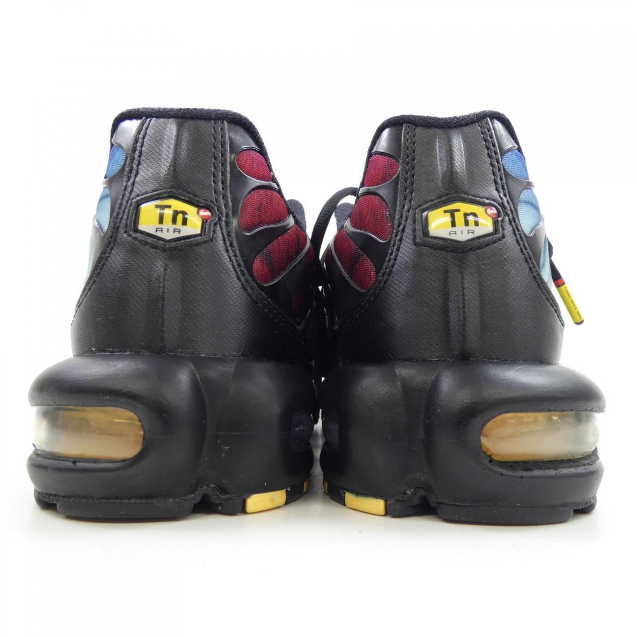 ナイキ NIKE スニーカー