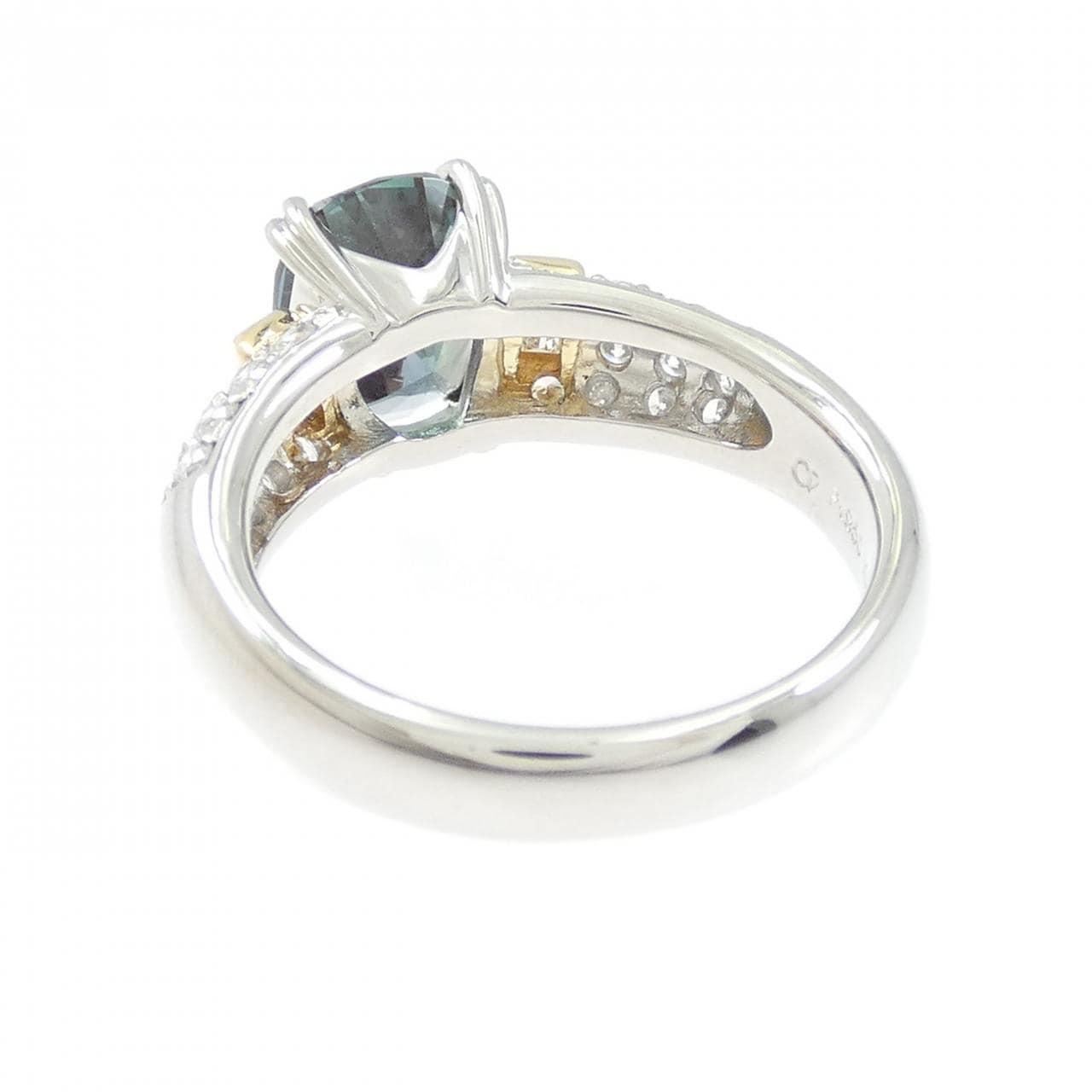 クレサンベール 合成アレキサンドライト リング 2.31CT