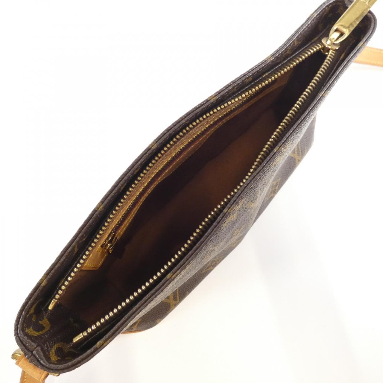 ルイヴィトン モノグラム トロター M51240 ショルダーバッグ