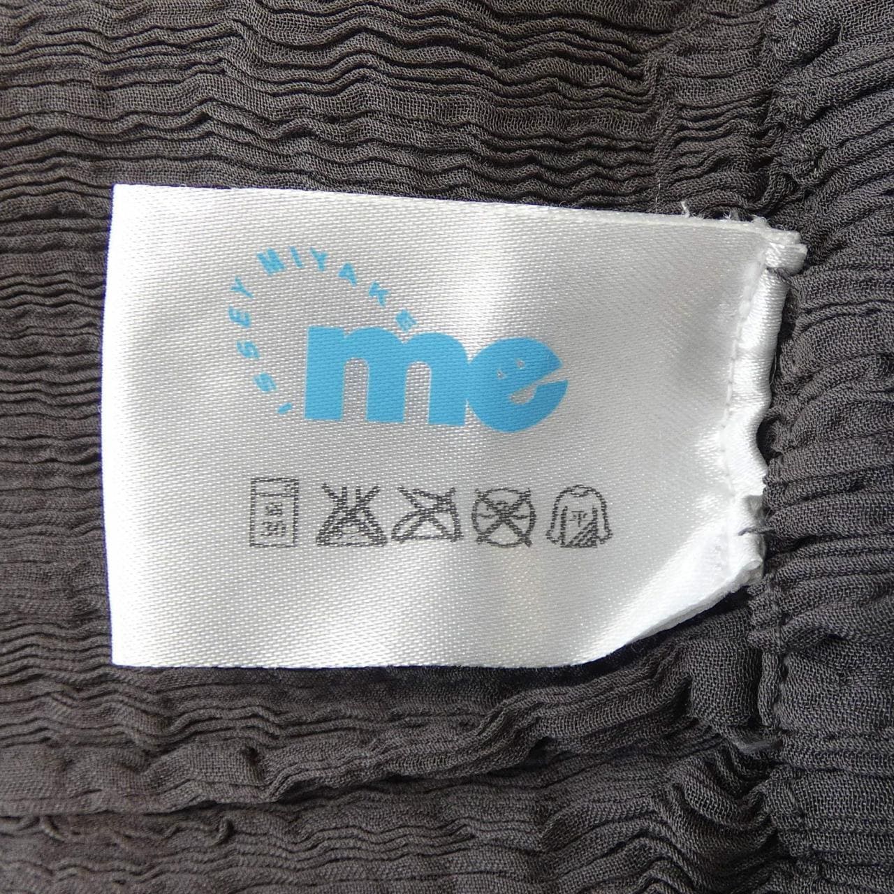 ミーイッセイミヤケ me ISSEY MIYAKE MI01FF243 パンツ