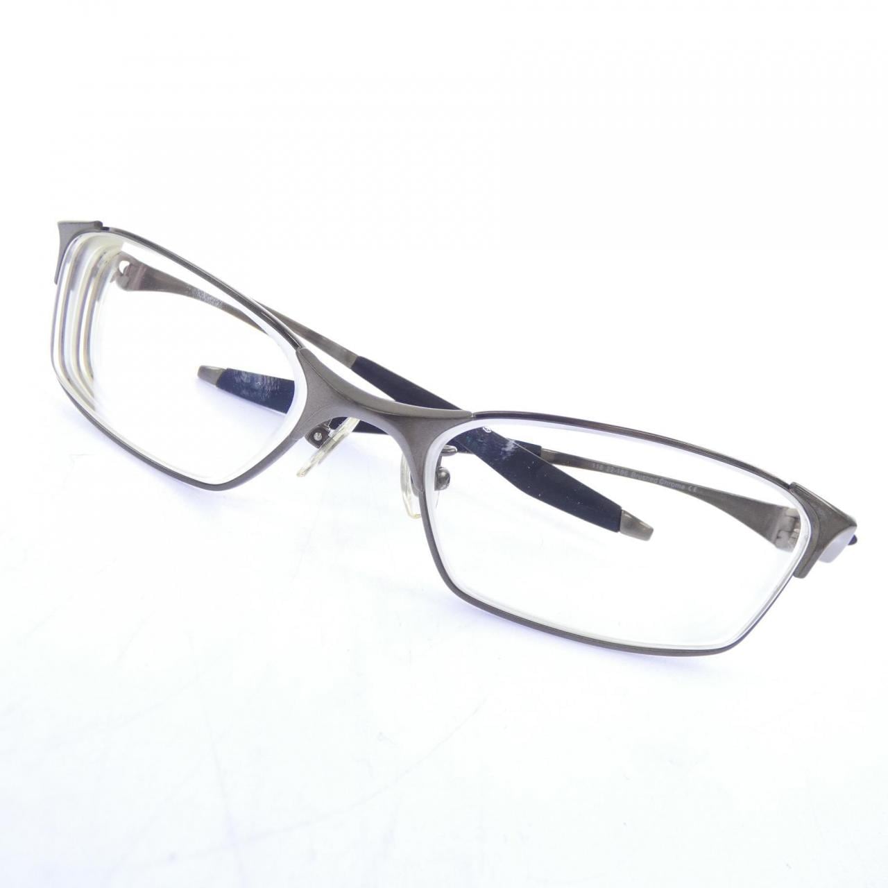オークリー OAKLEY EYEWEAR