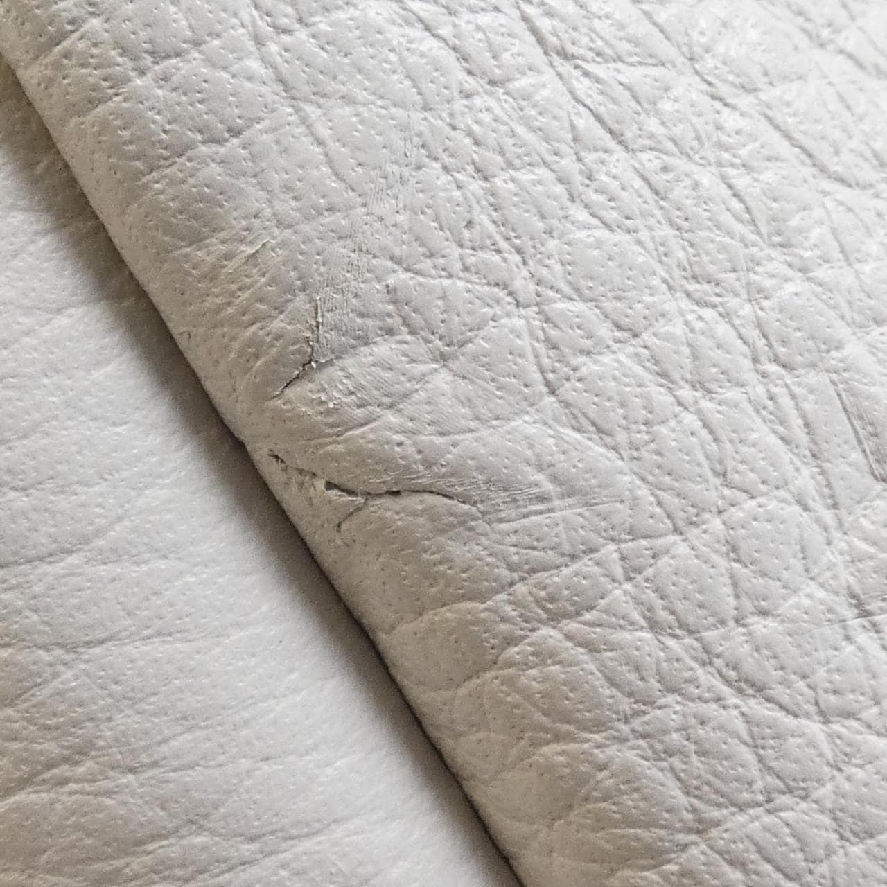 ジミーチュウ SARA M バッグ