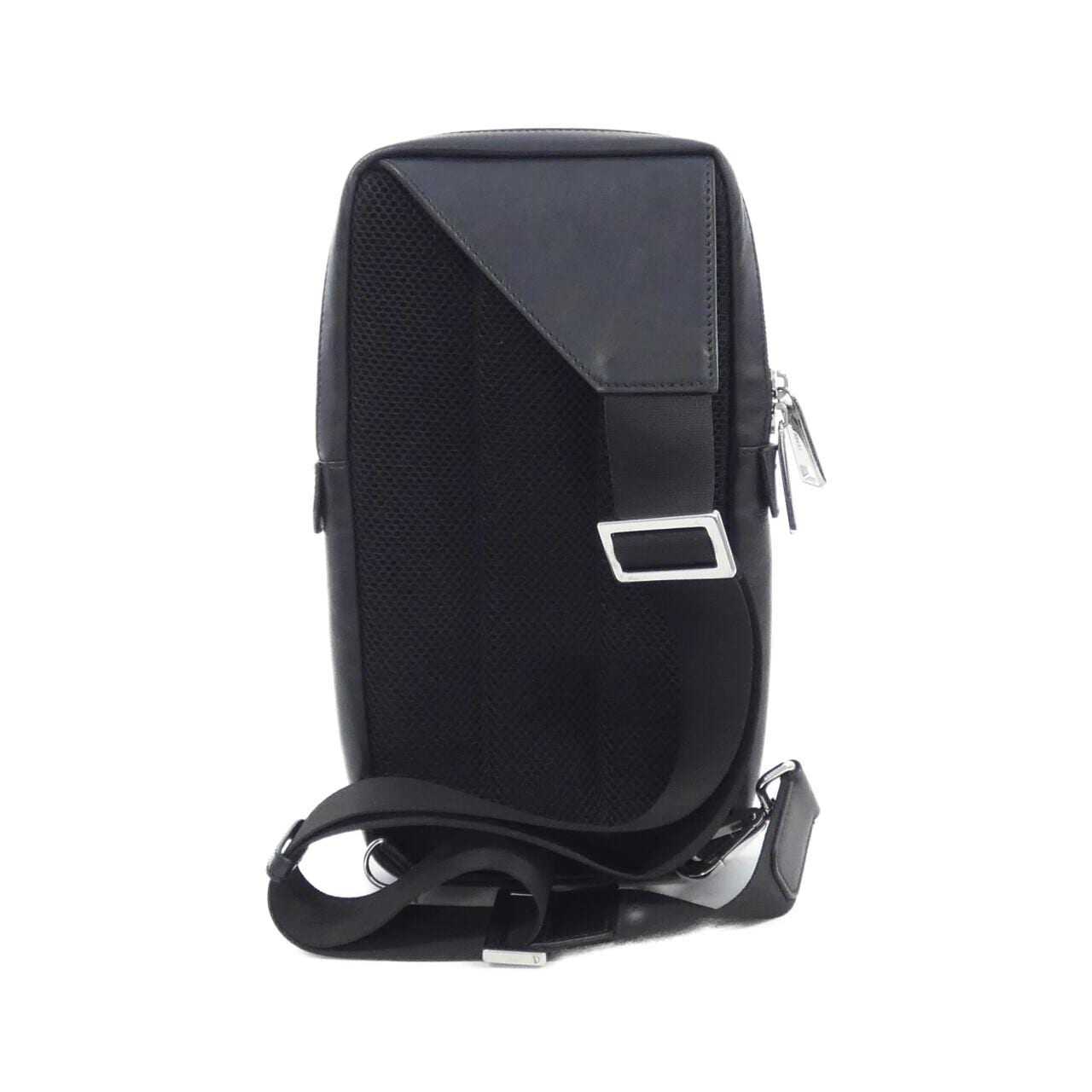 FENDI 7VZ033 A9XS Shoulder Bag