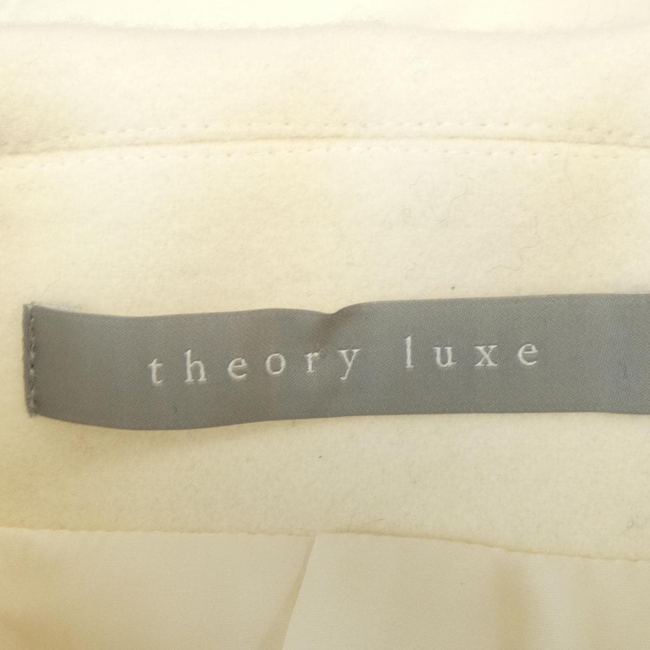 セオリーリュクス Theory luxe コート