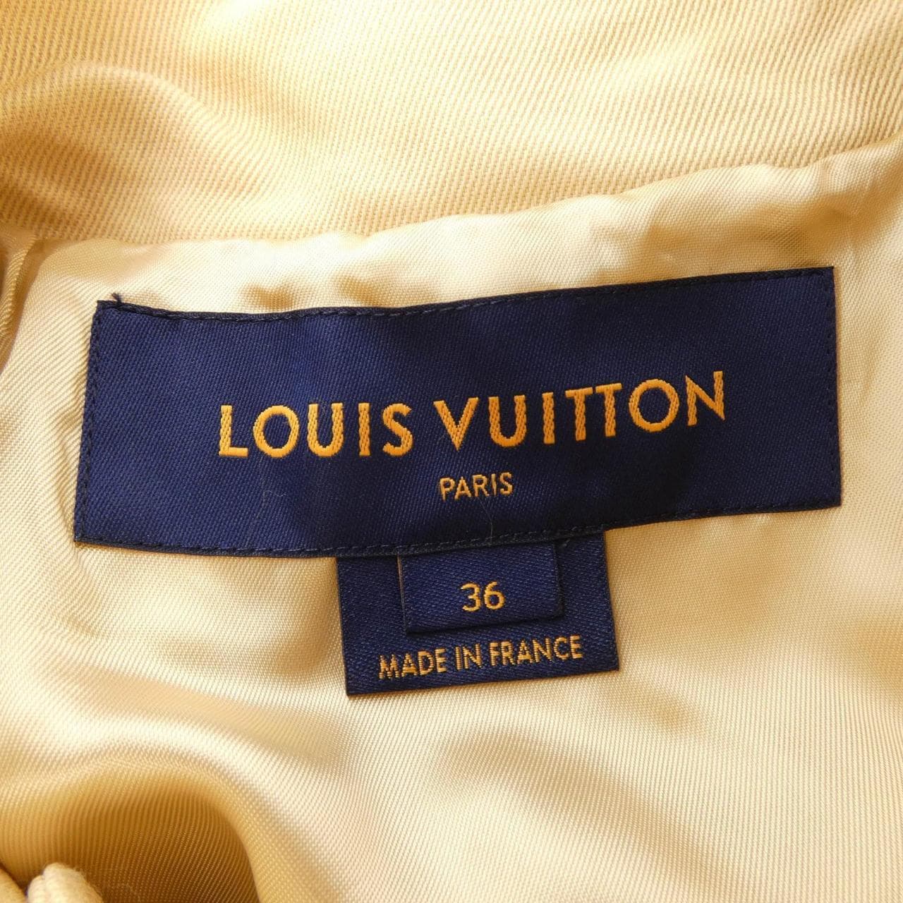 ルイヴィトン LOUIS VUITTON ベルトカラートレンチコート FOCX27US8 コート