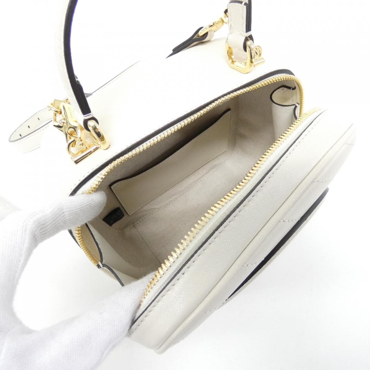 グッチ GUCCI BLONDIE 744434 1IV0G バッグ