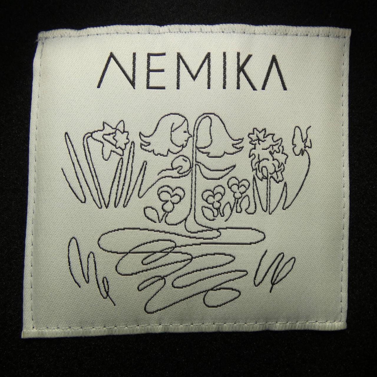 NEMIKA coat