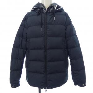 モンクレール MONCLER ダウンジャケット