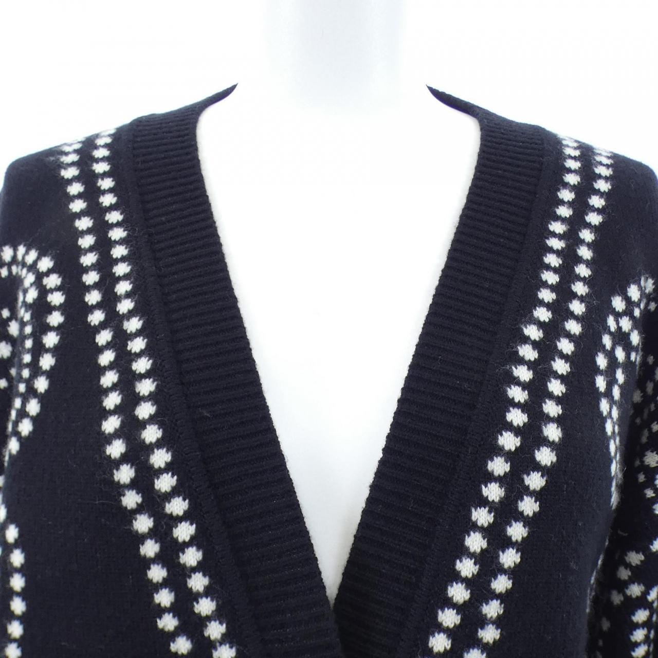 エルメス HERMES BRIDES DE GALA 3E2711D8 カーディガン