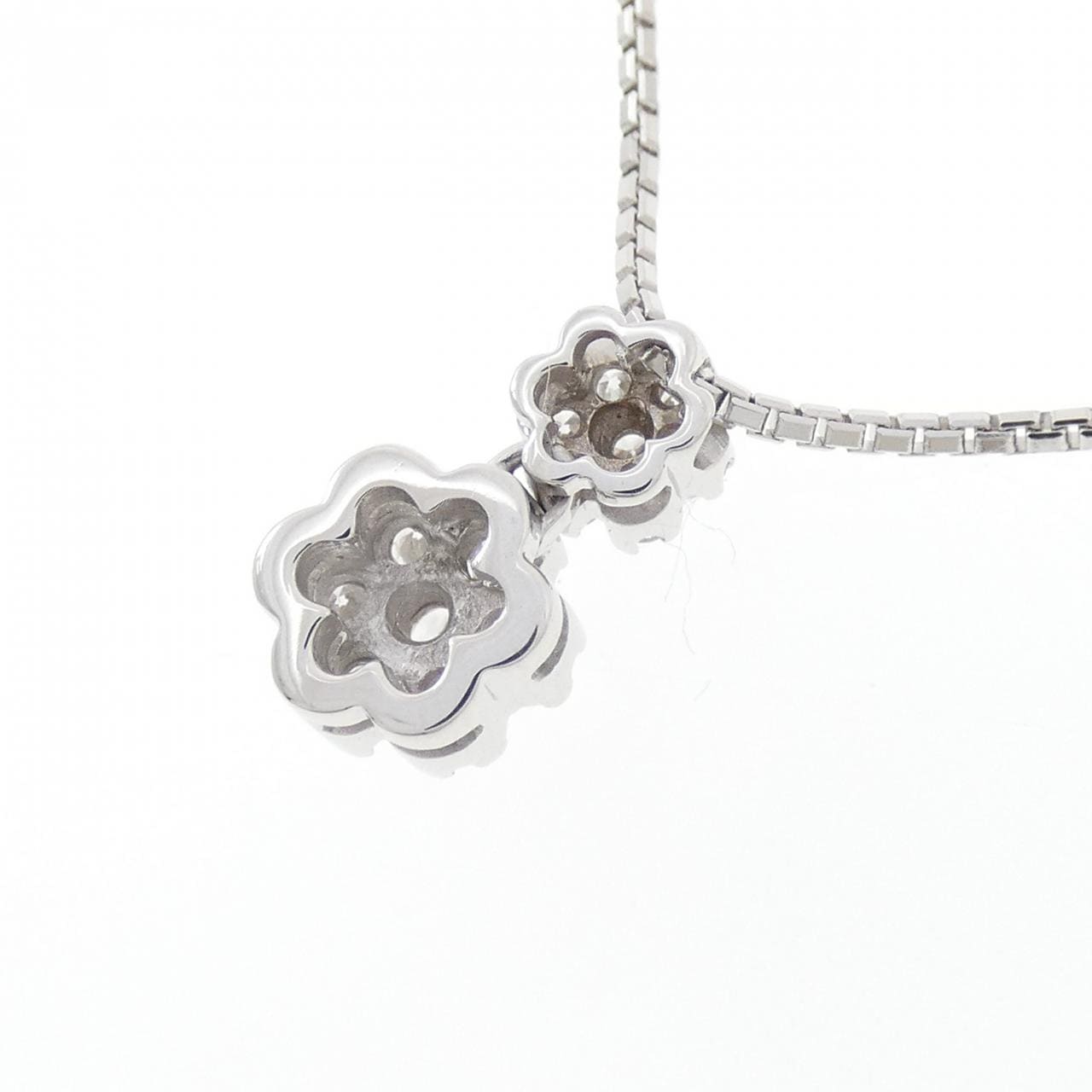 ダミアーニ ロゼット ネックレス