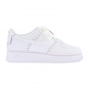 ナイキ NIKE HF1937-100 スニーカー