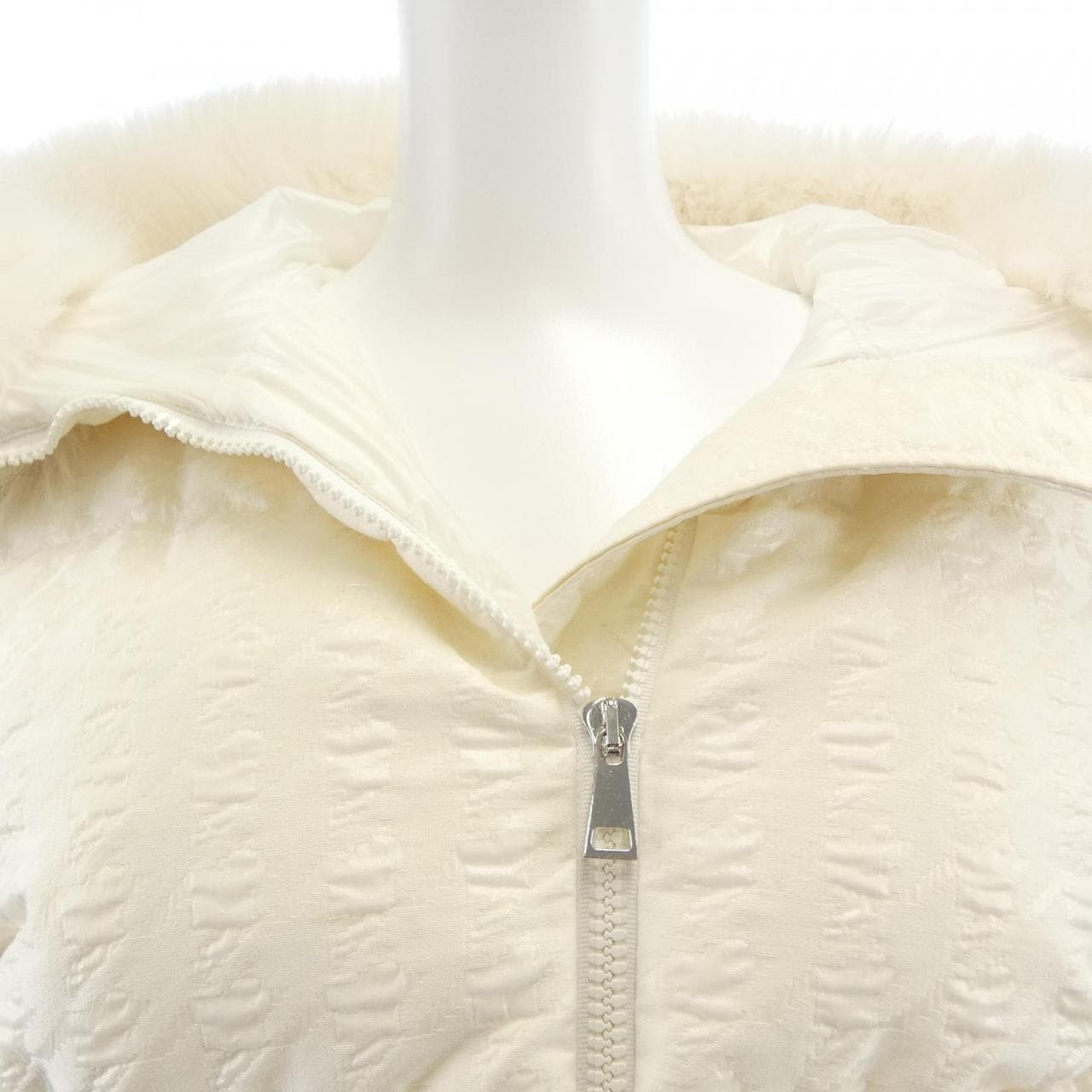 モンクレール MONCLER CHAMBRES ダウンジャケット