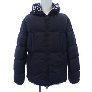 モンクレール MONCLER ダウンジャケット