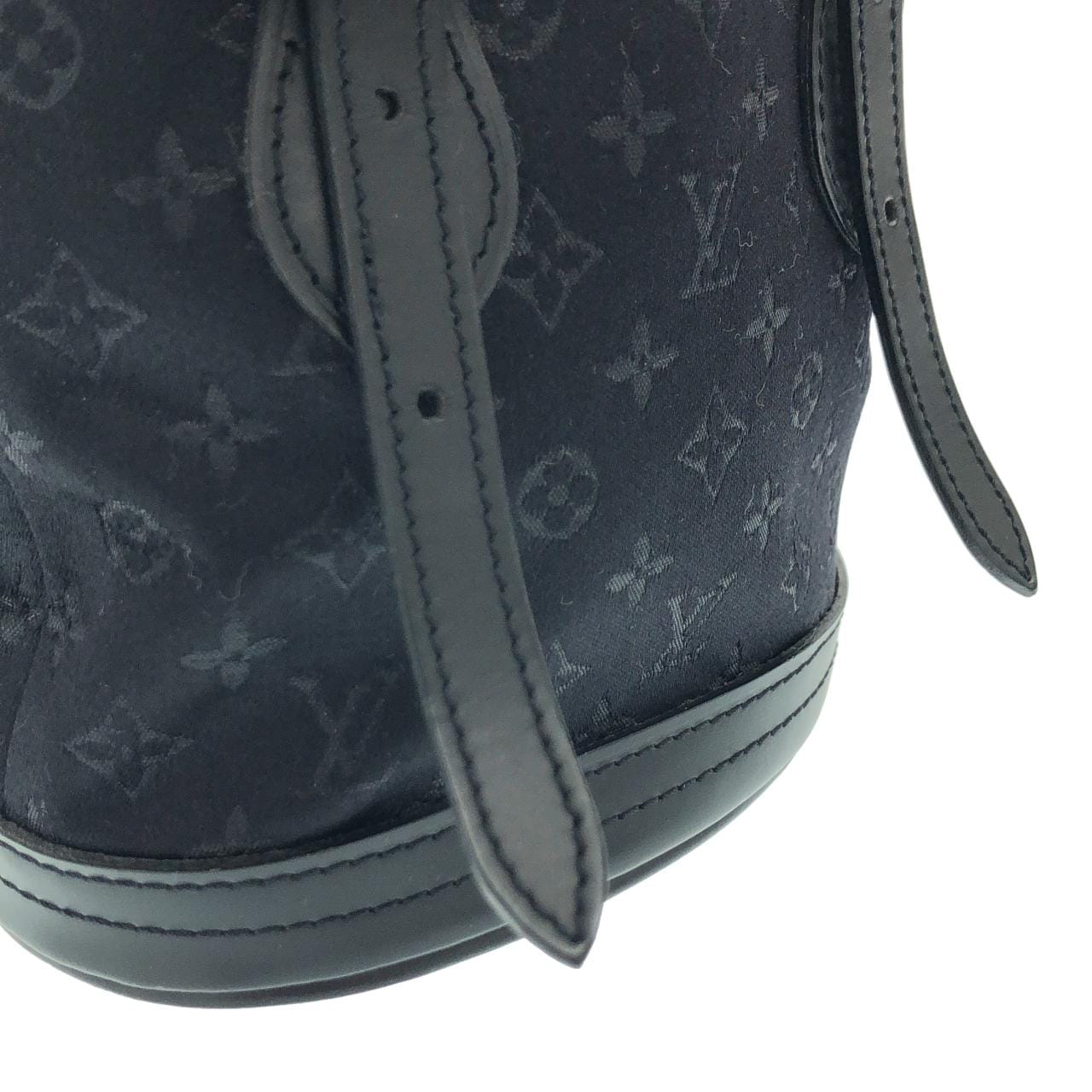 ルイヴィトン モノグラム サテン リトル バケツ M92144 バッグ