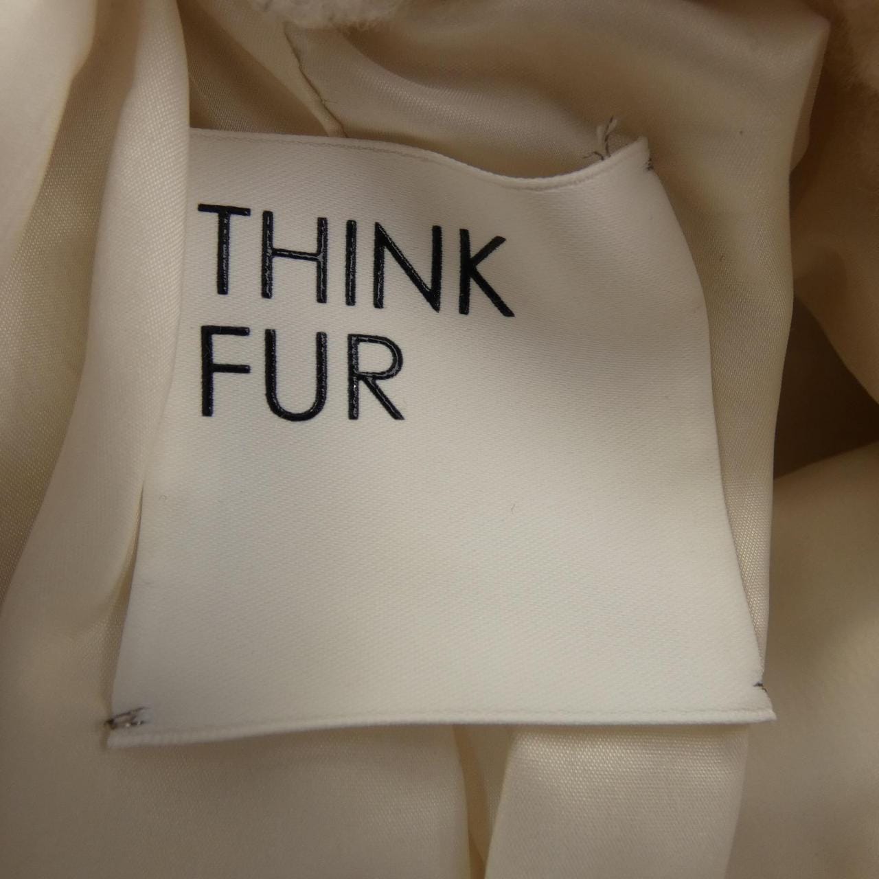 THINK FUR パーカー