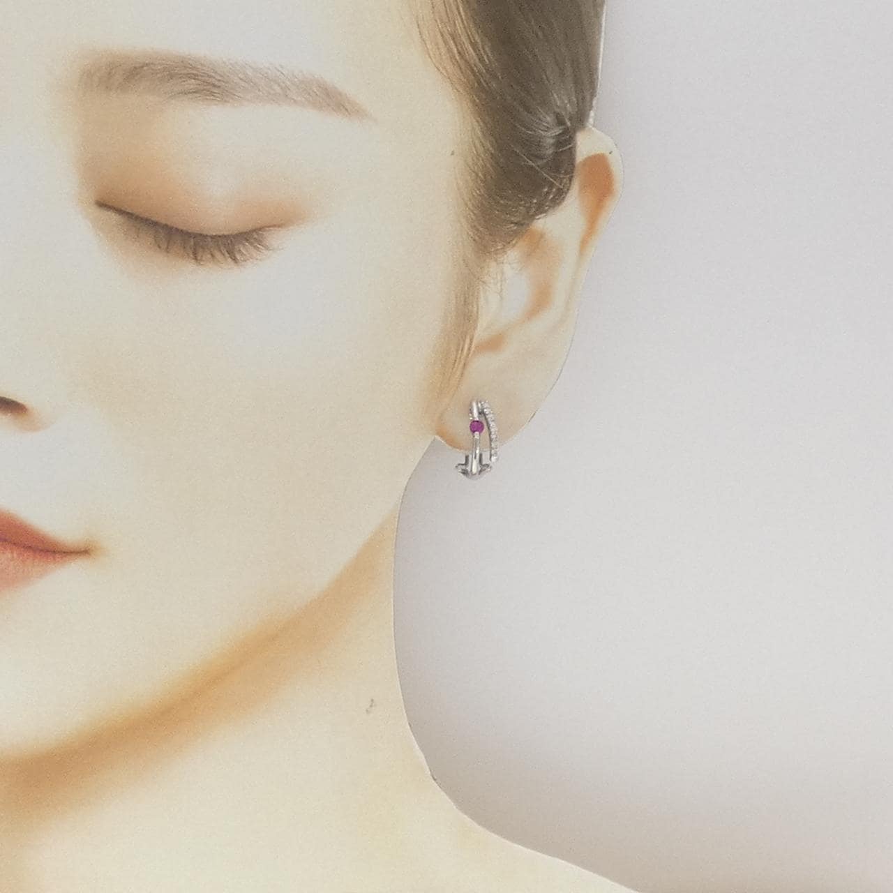 K18WG ルビー ピアス/イヤリング 0.2CT
