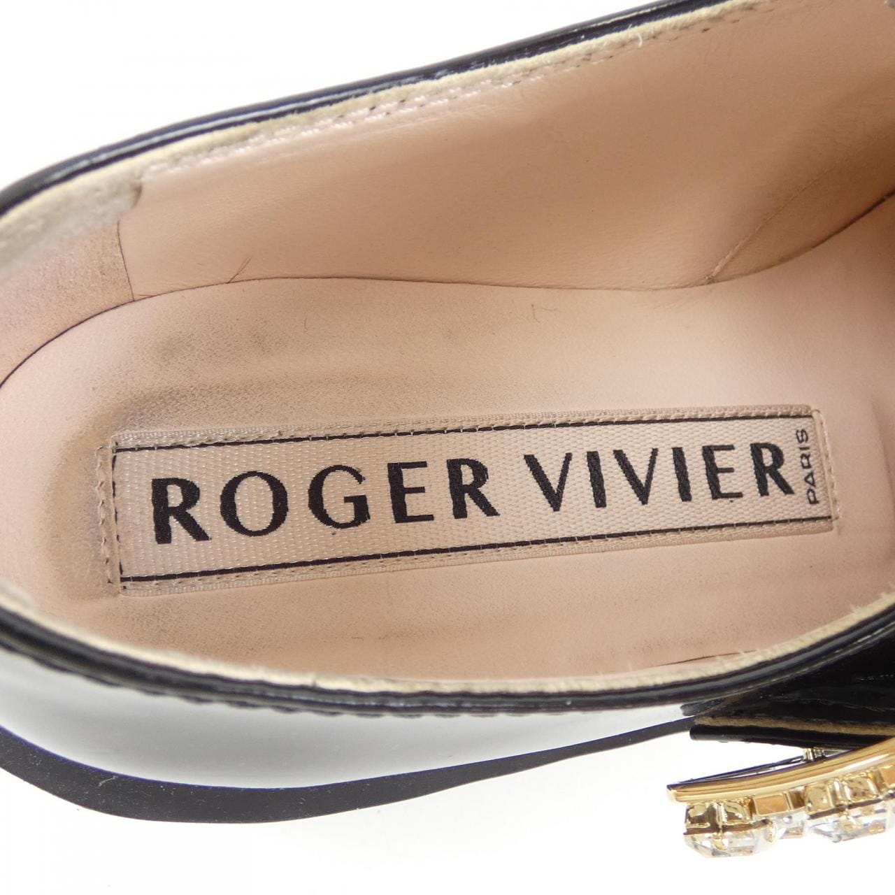 ROGER VIVIER ·維維亞鞋履