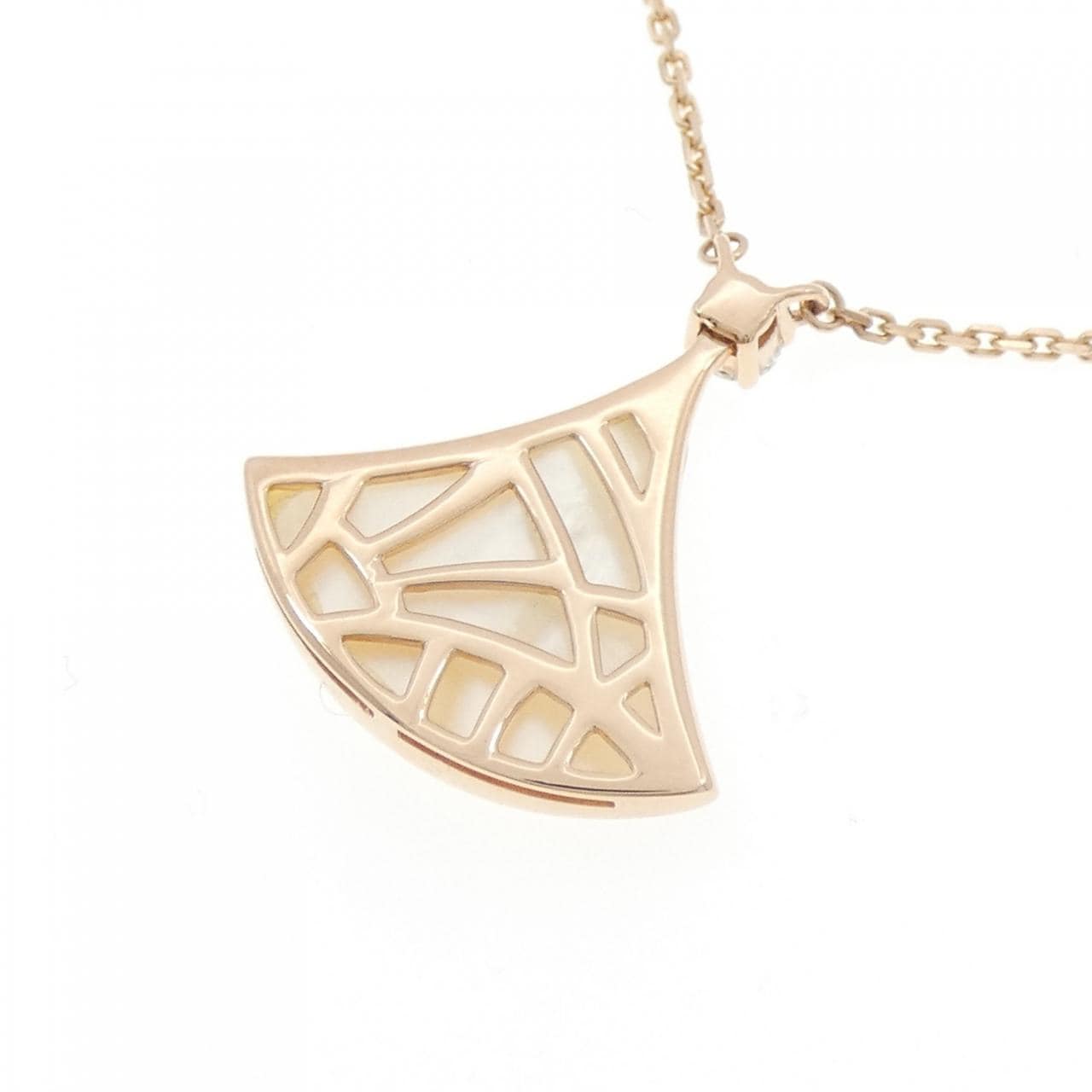 ブルガリ ディーヴァ ドリーム ネックレス